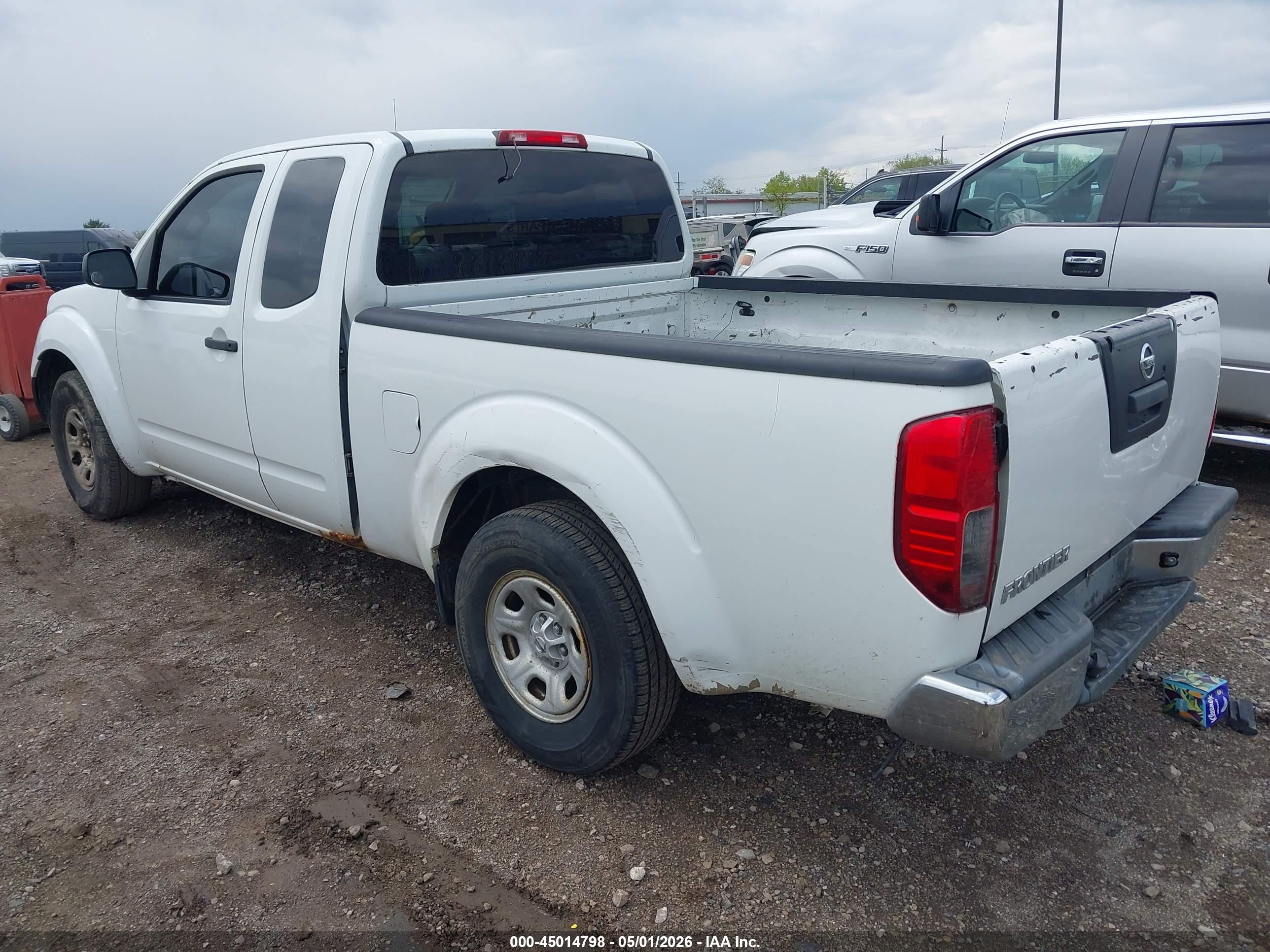 NISSAN FRONTIER image 3