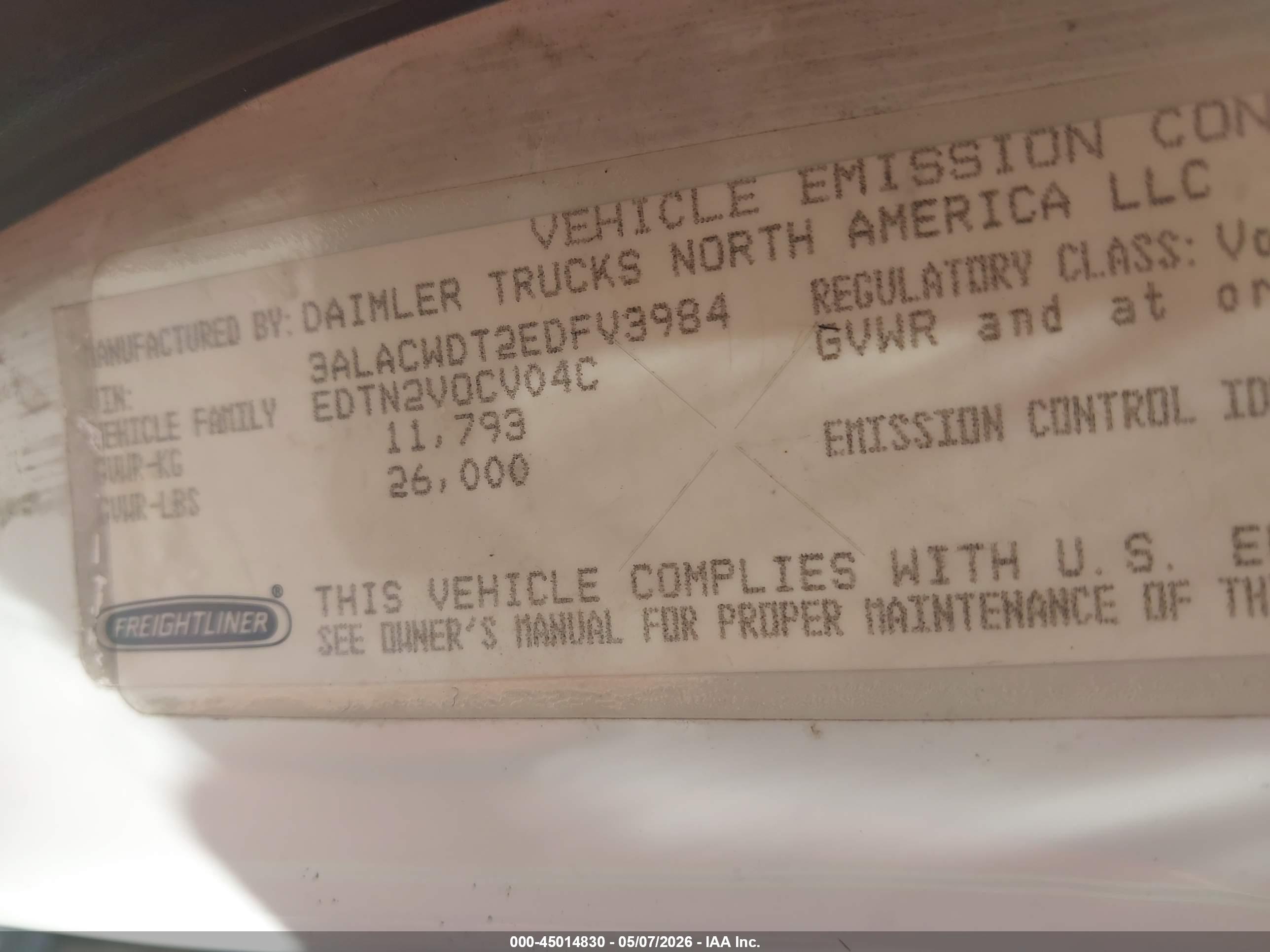 FREIGHTLINER M2 image 9