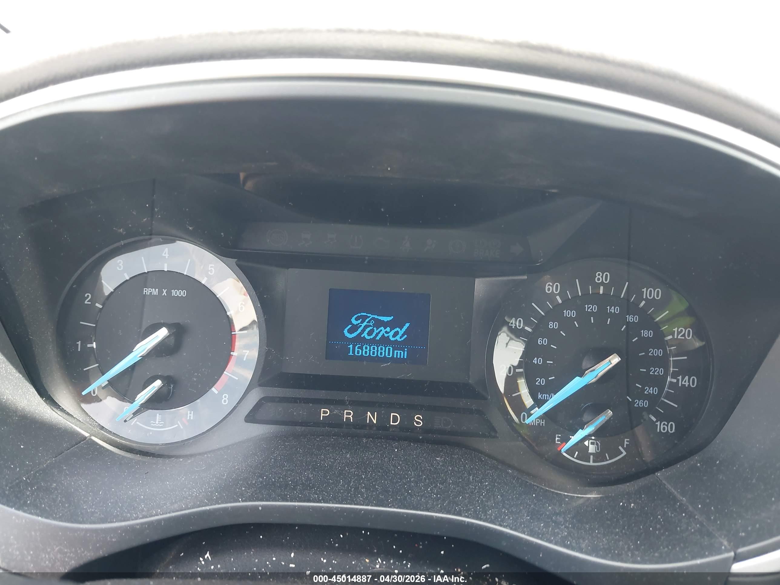 FORD FUSION image 7
