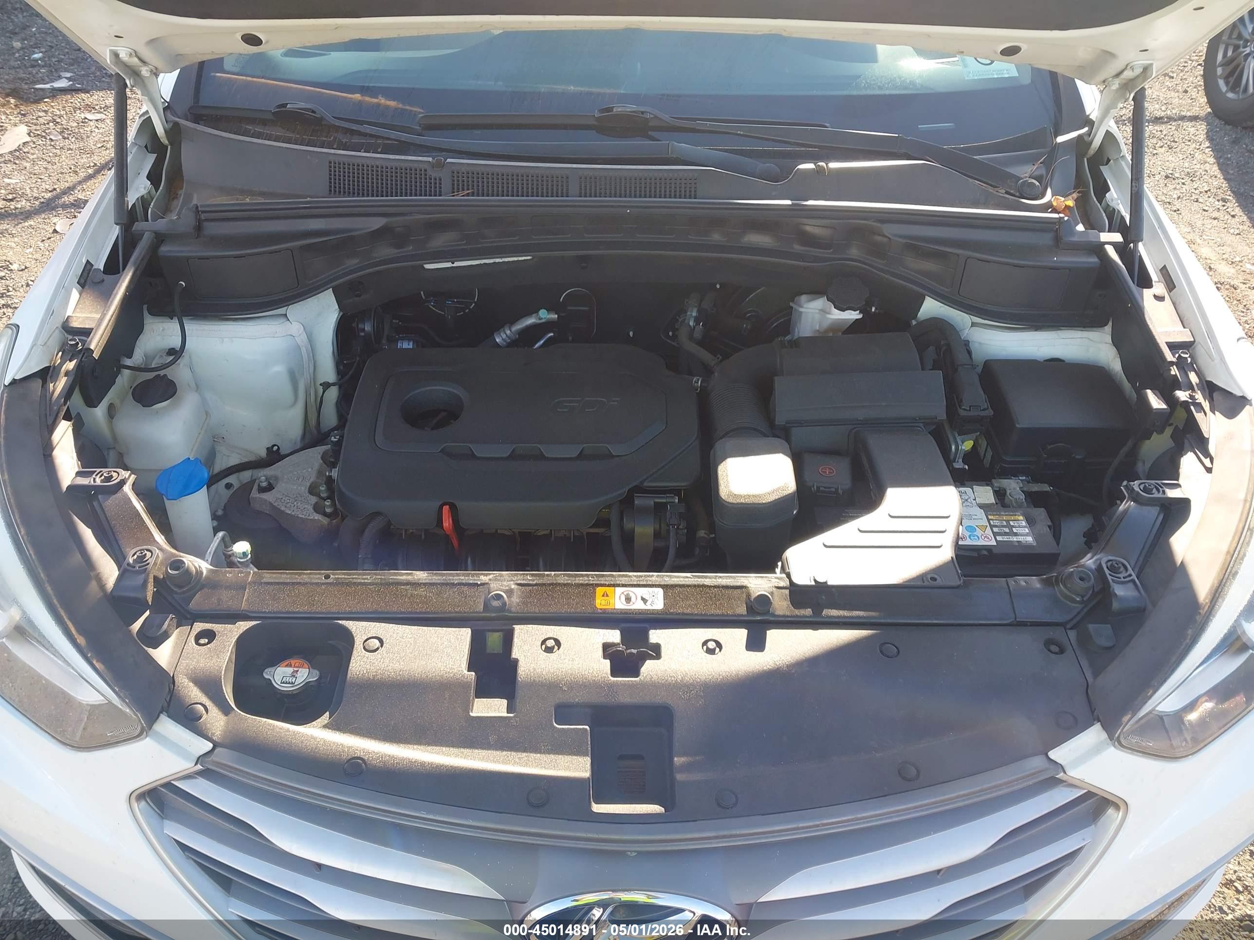 HYUNDAI SANTA image 10