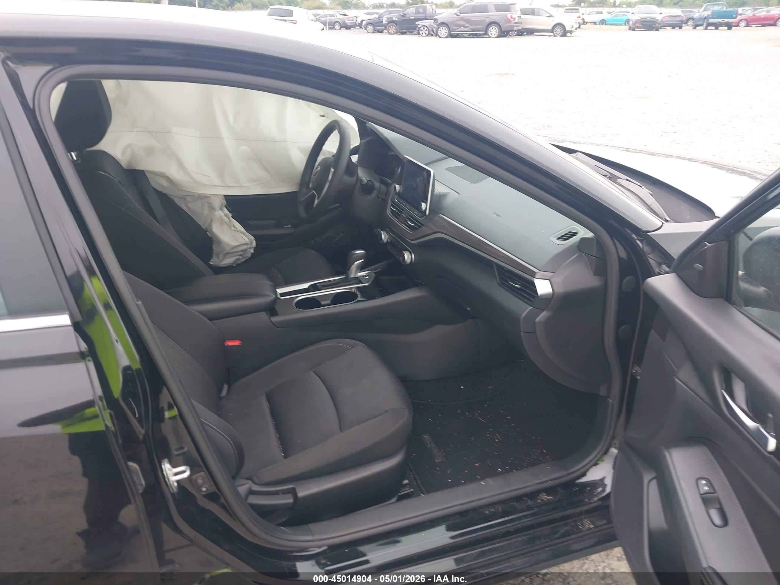 NISSAN ALTIMA image 5