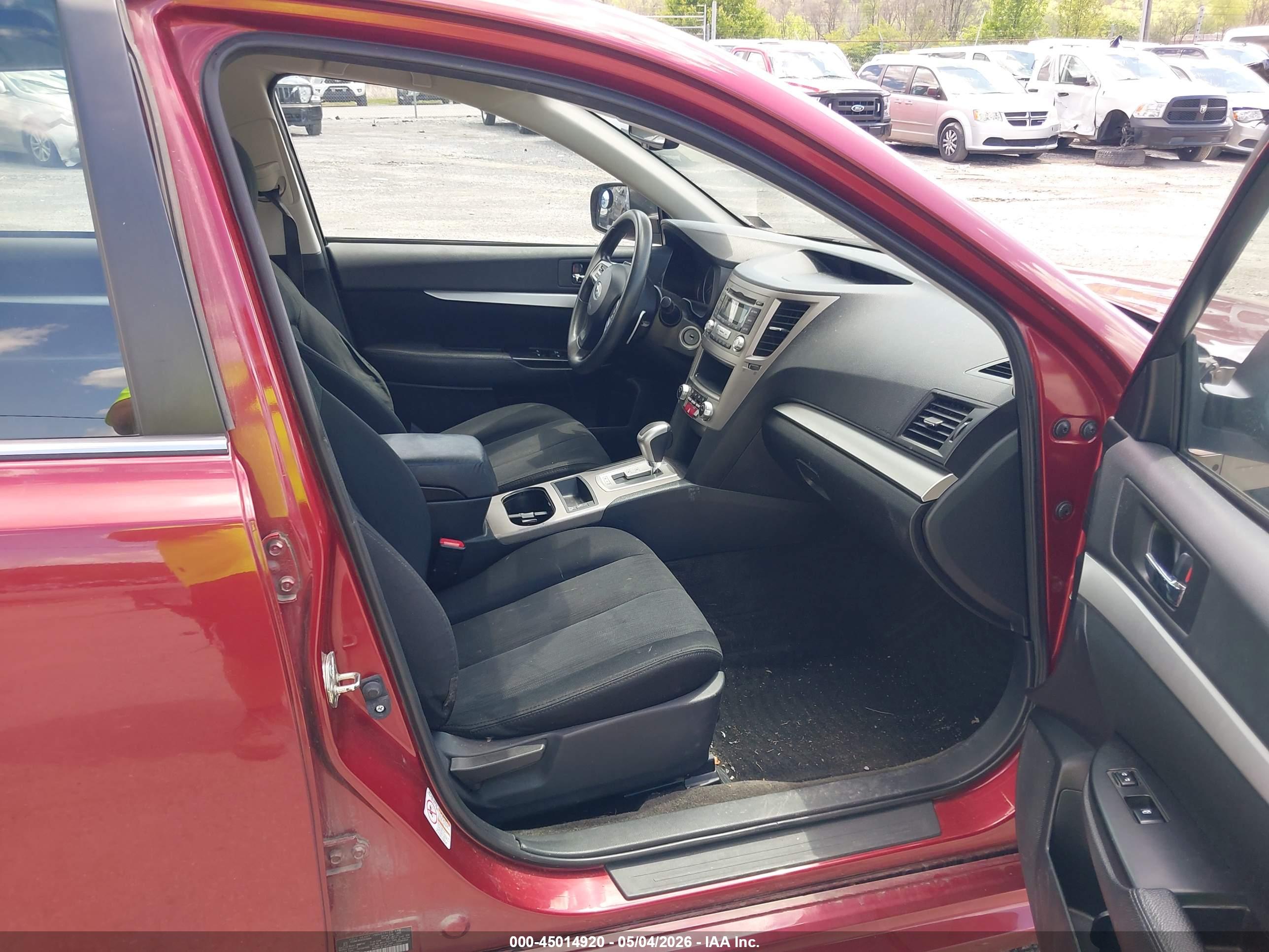 SUBARU LEGACY image 5