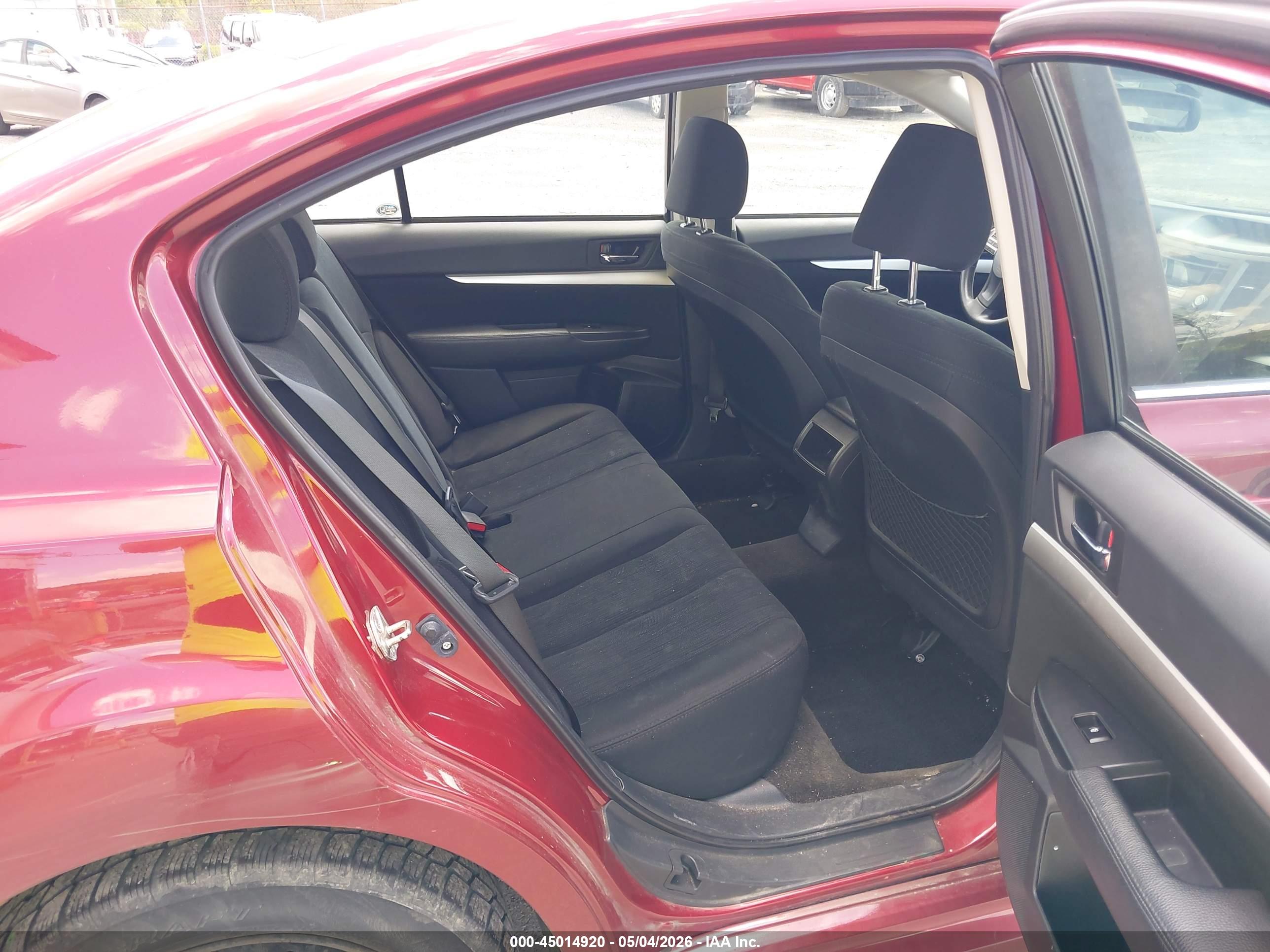 SUBARU LEGACY image 8