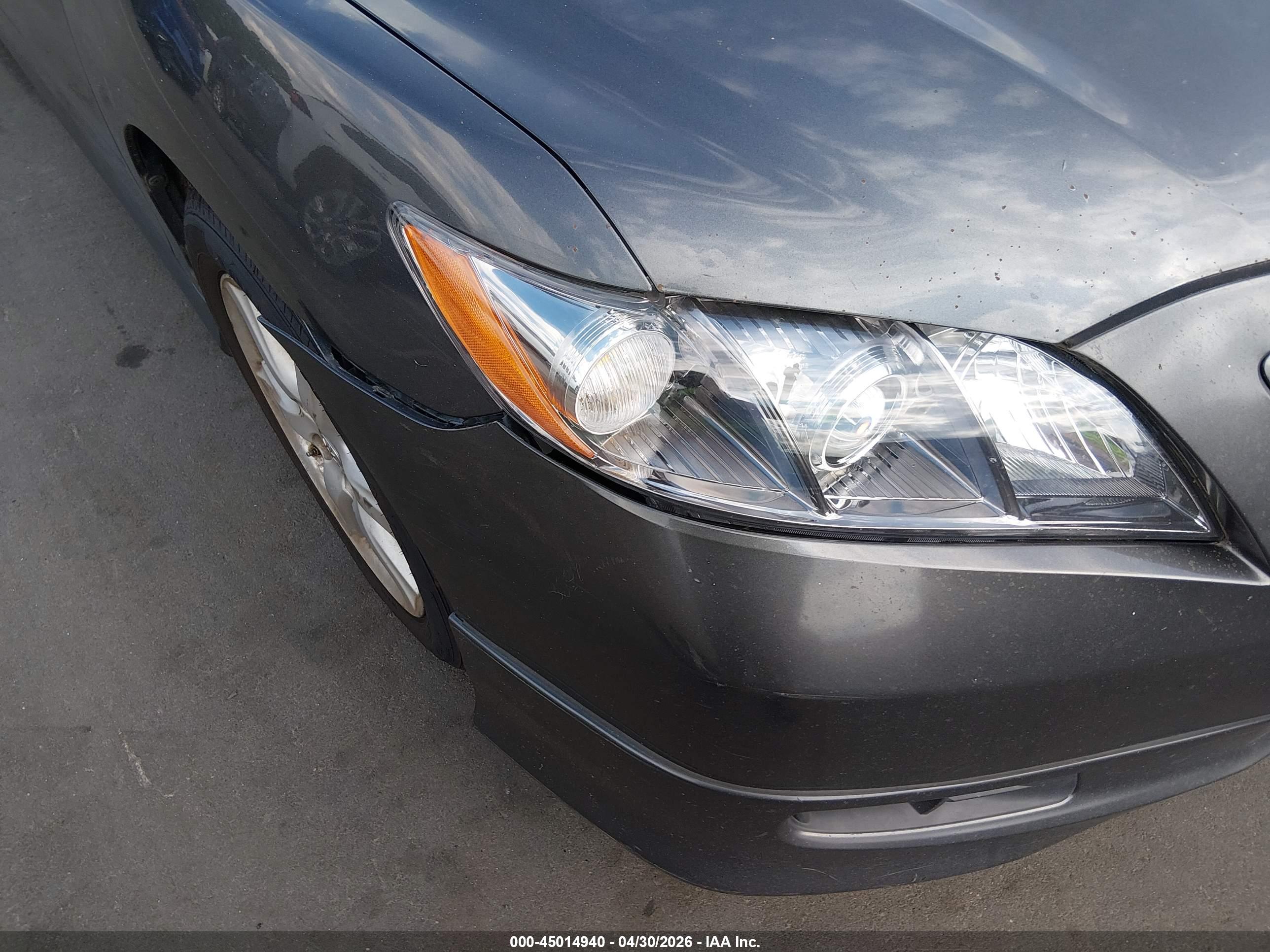 TOYOTA CAMRY image 6