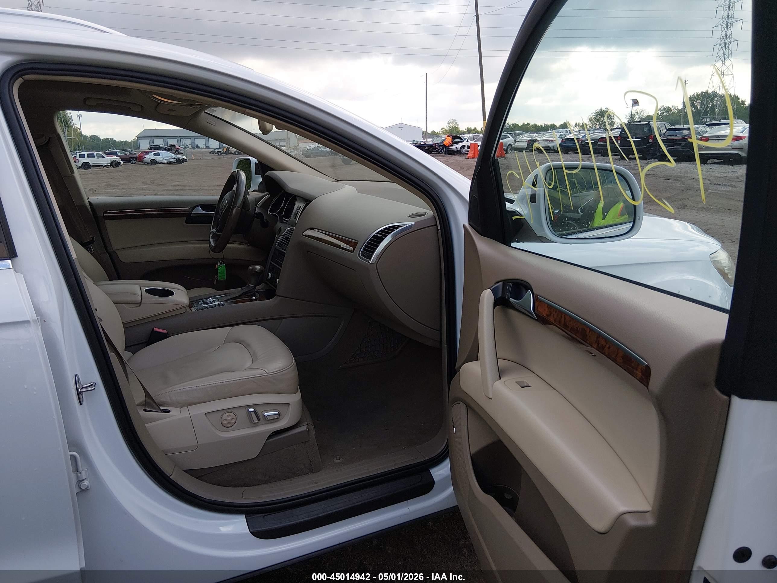 AUDI Q7 image 5