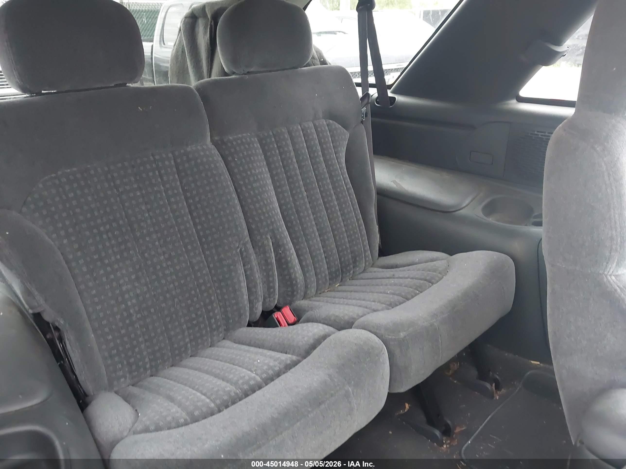 CHEVROLET BLAZER image 8