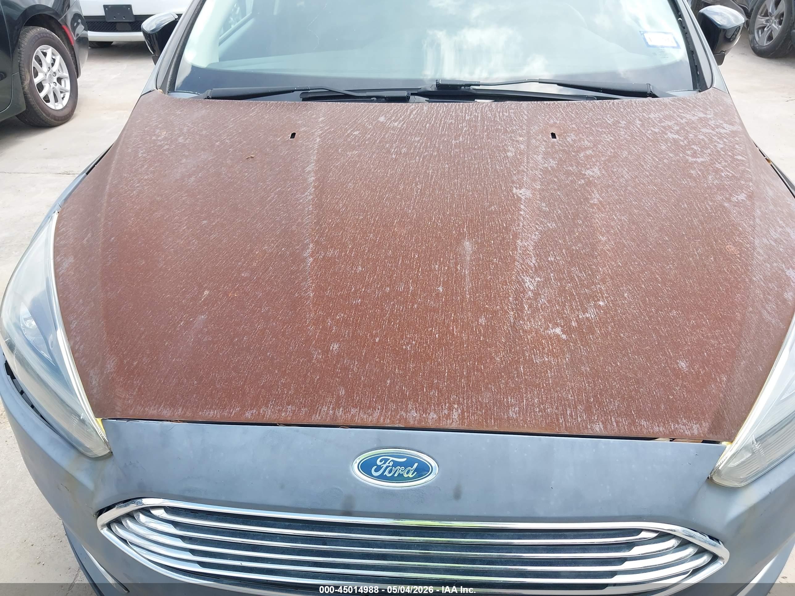FORD FOCUS image 6