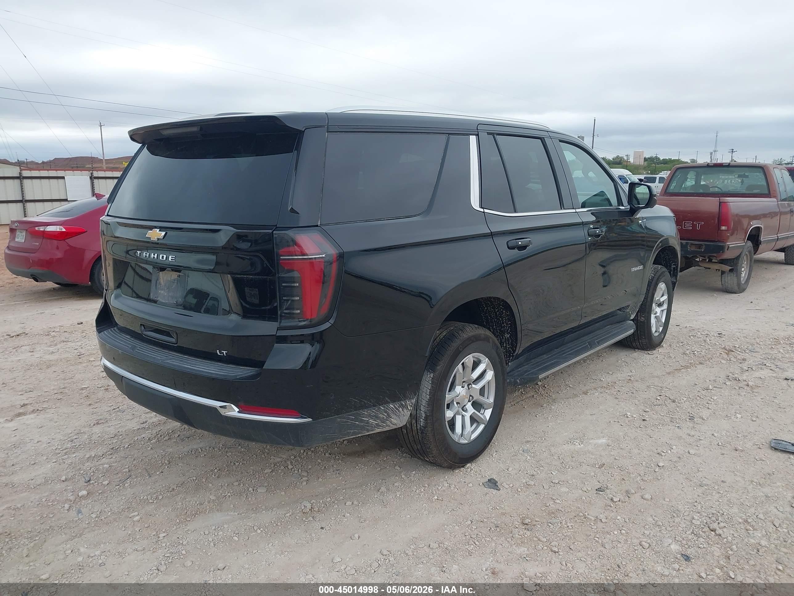 CHEVROLET TAHOE image 4