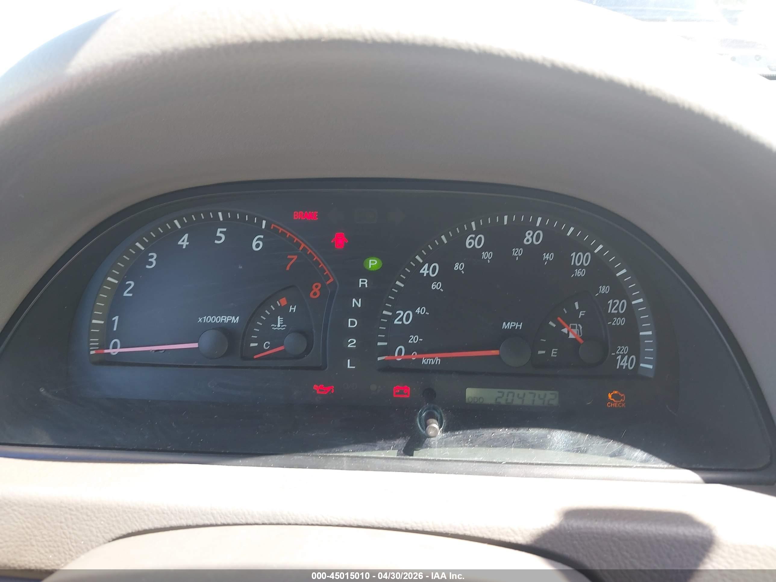 TOYOTA CAMRY image 7