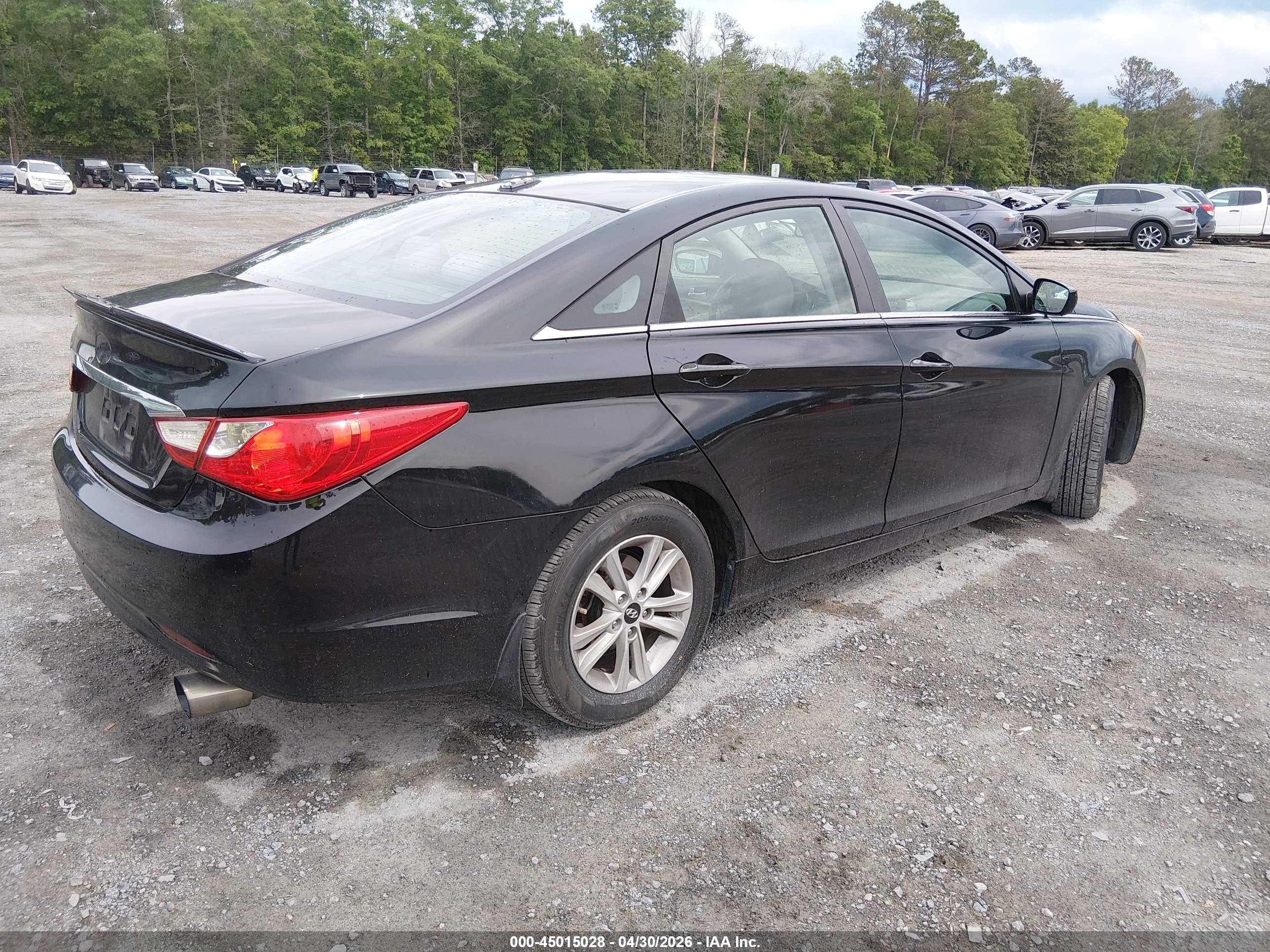 HYUNDAI SONATA image 4