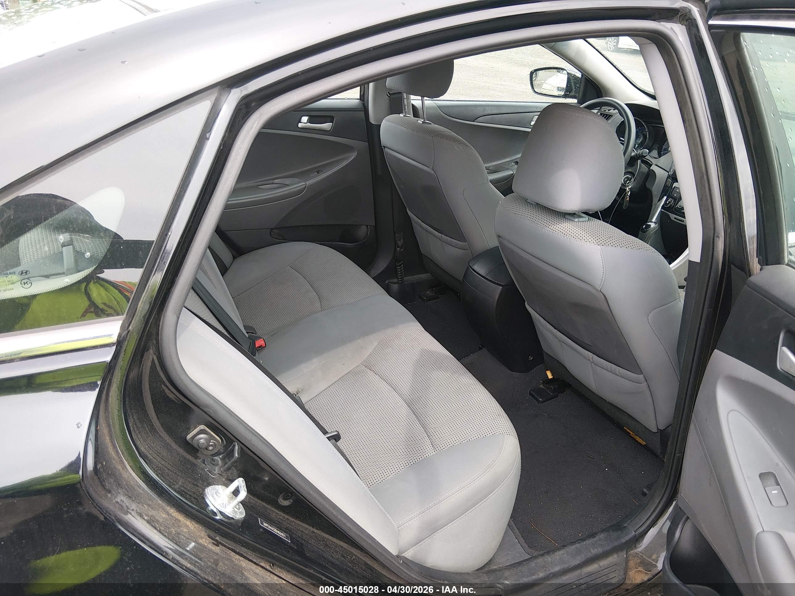 HYUNDAI SONATA image 8