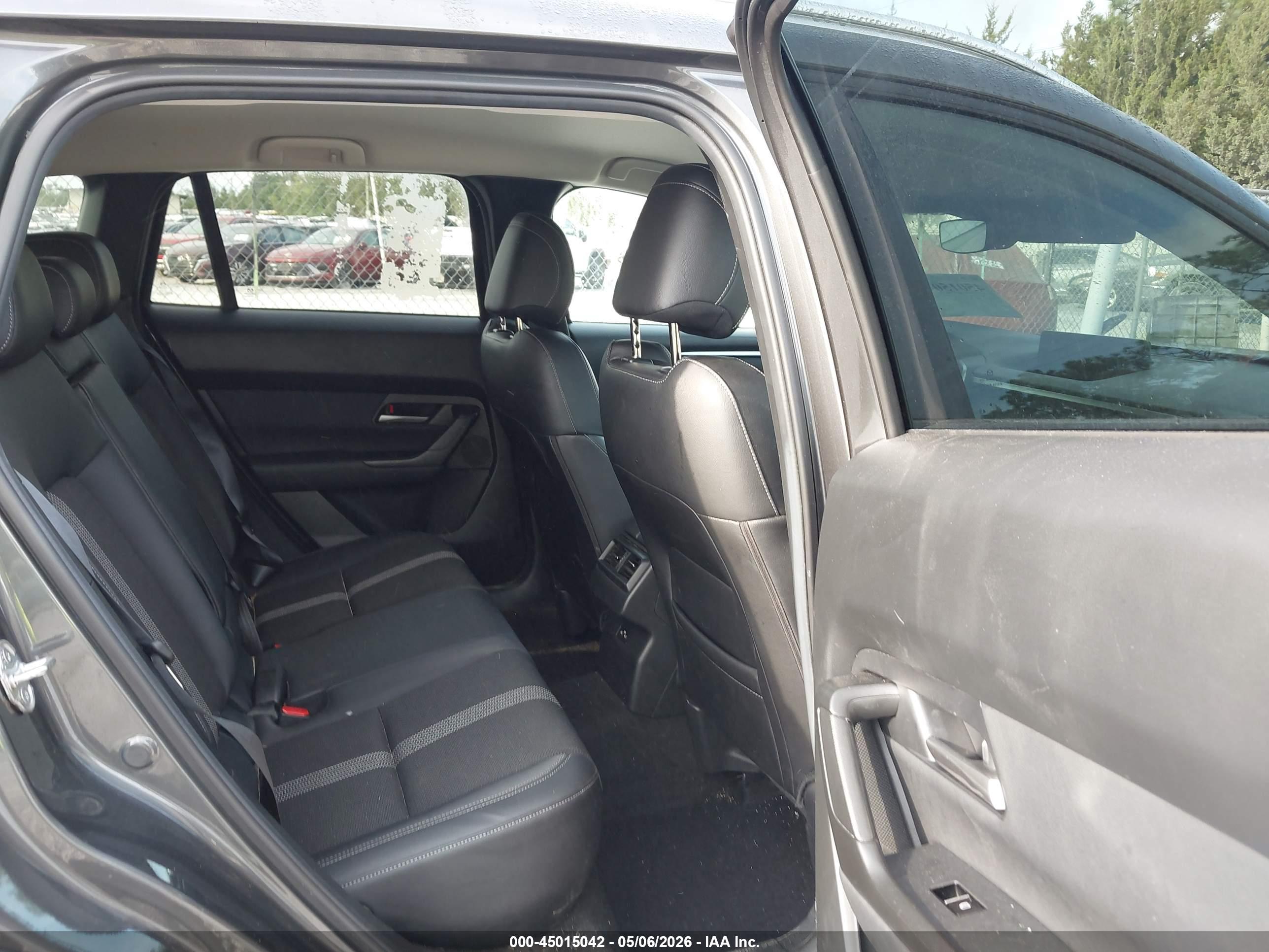 MAZDA CX-50 image 8