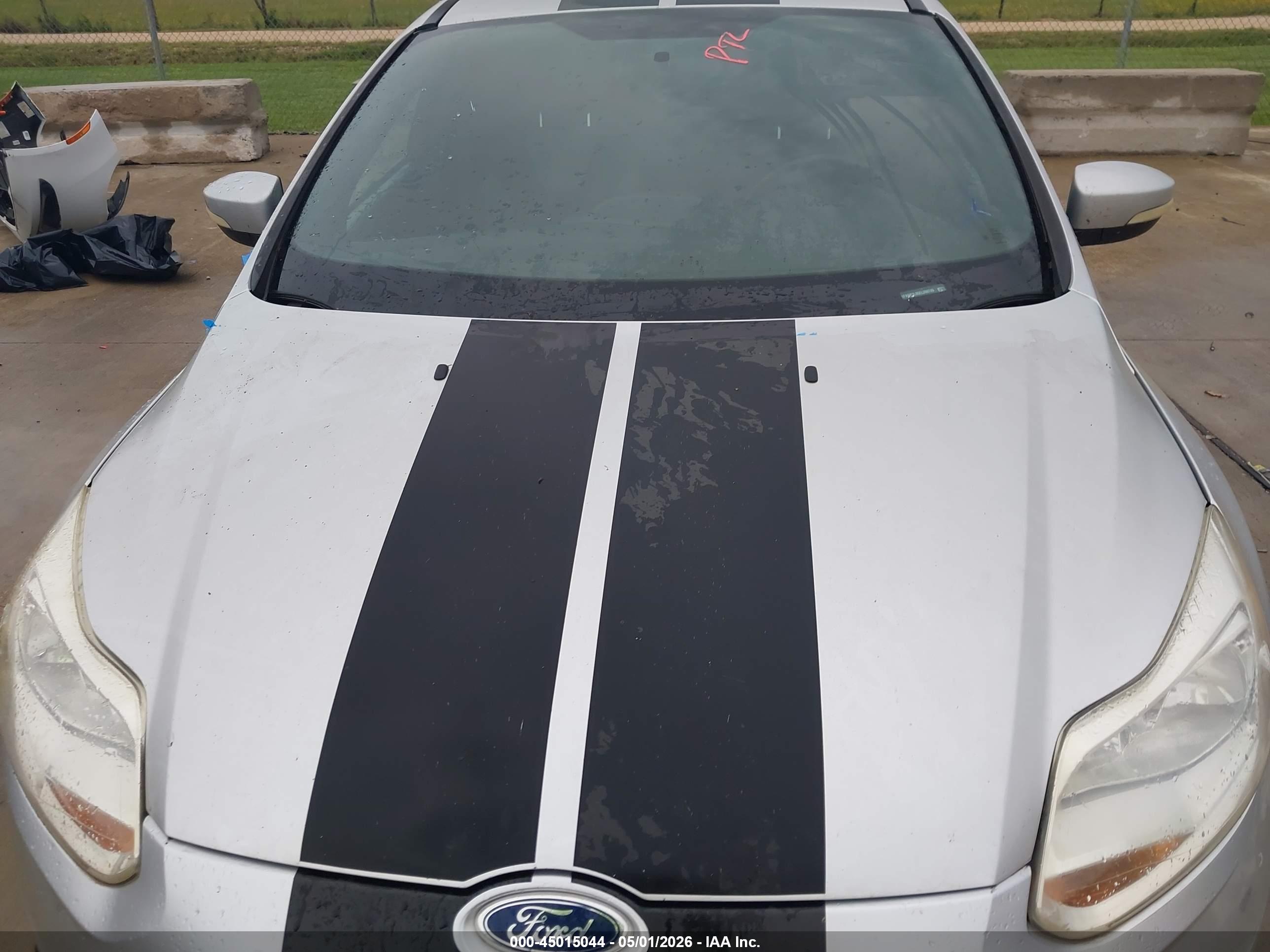 FORD FOCUS image 6