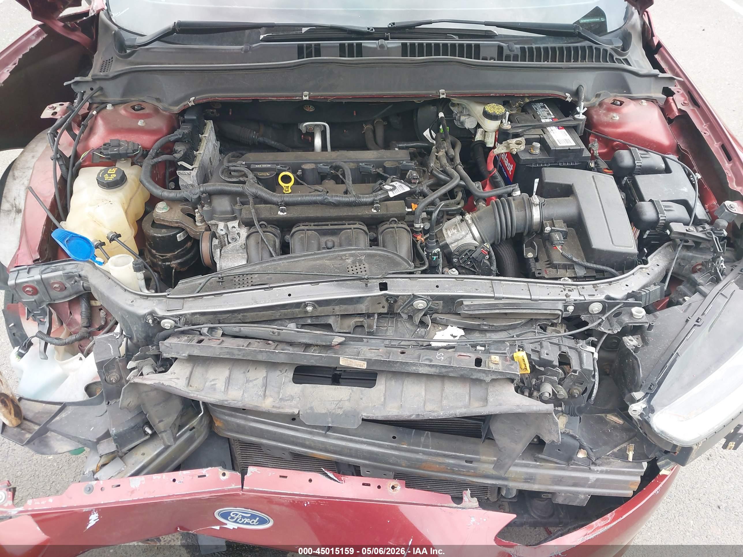 FORD FUSION image 10