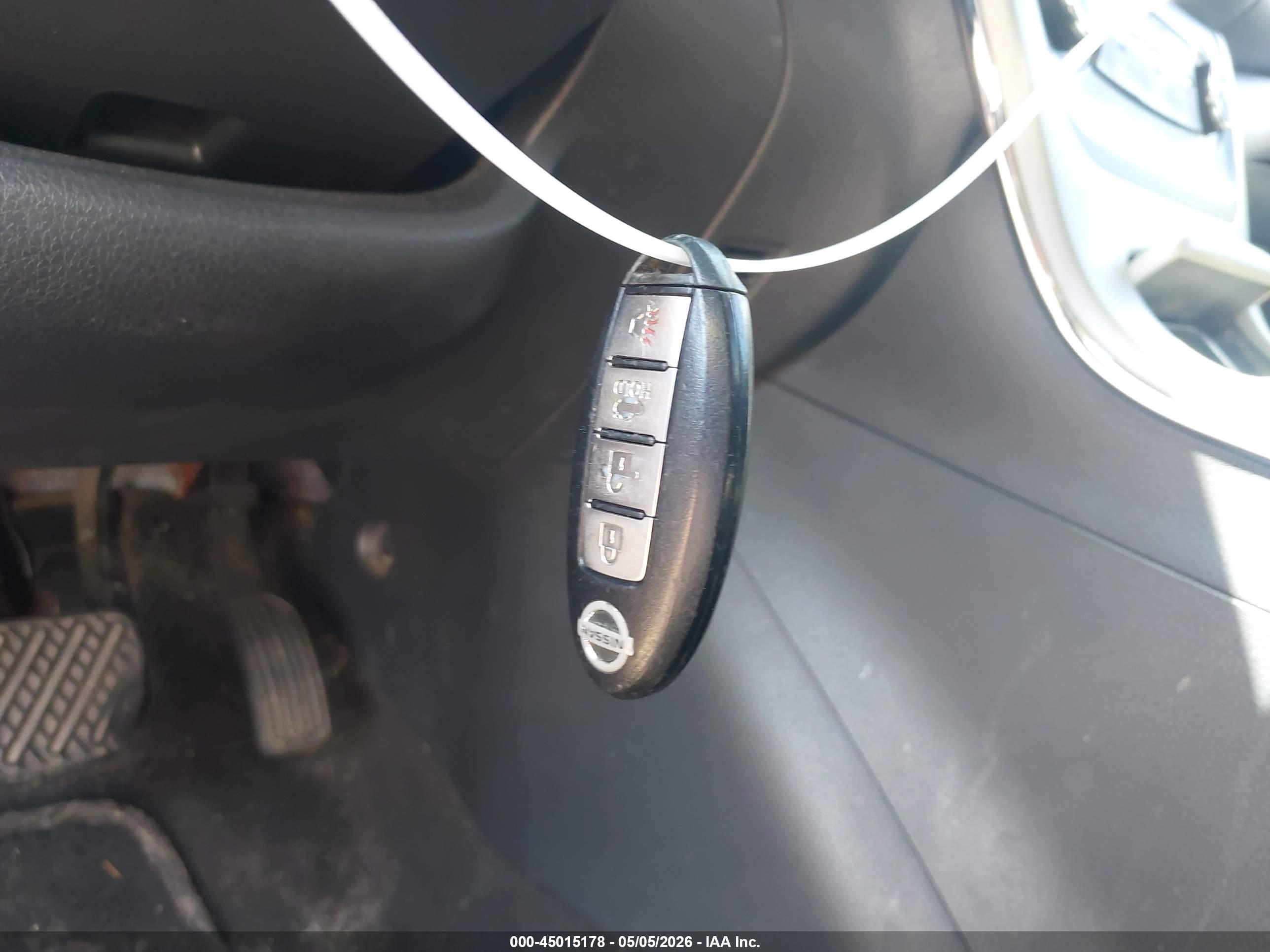 NISSAN SENTRA image 11