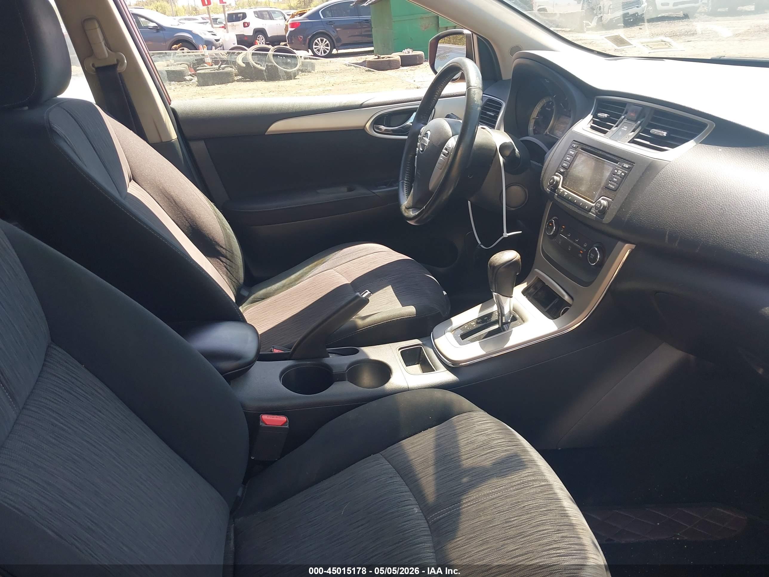 NISSAN SENTRA image 5