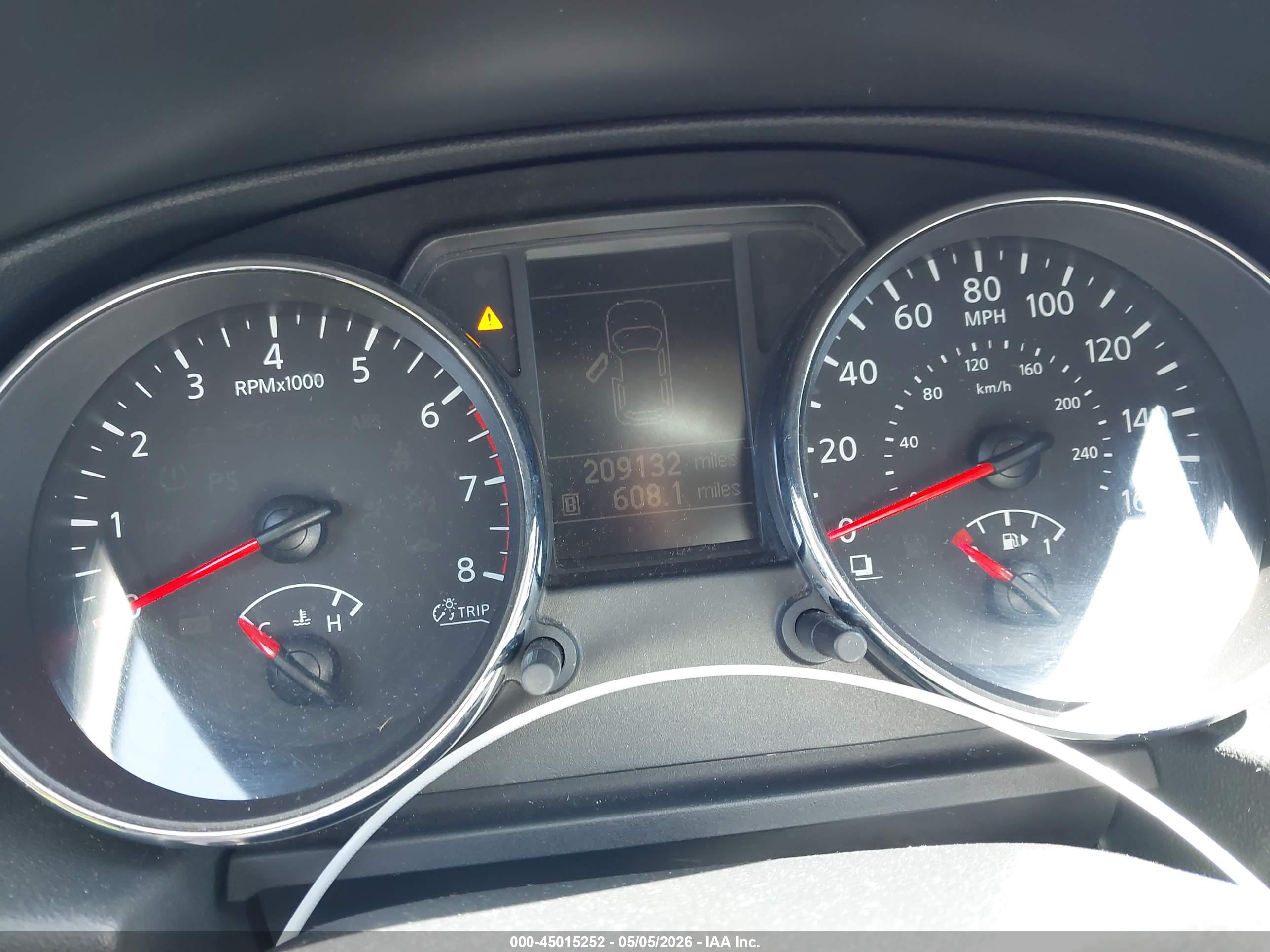 NISSAN ROGUE image 7
