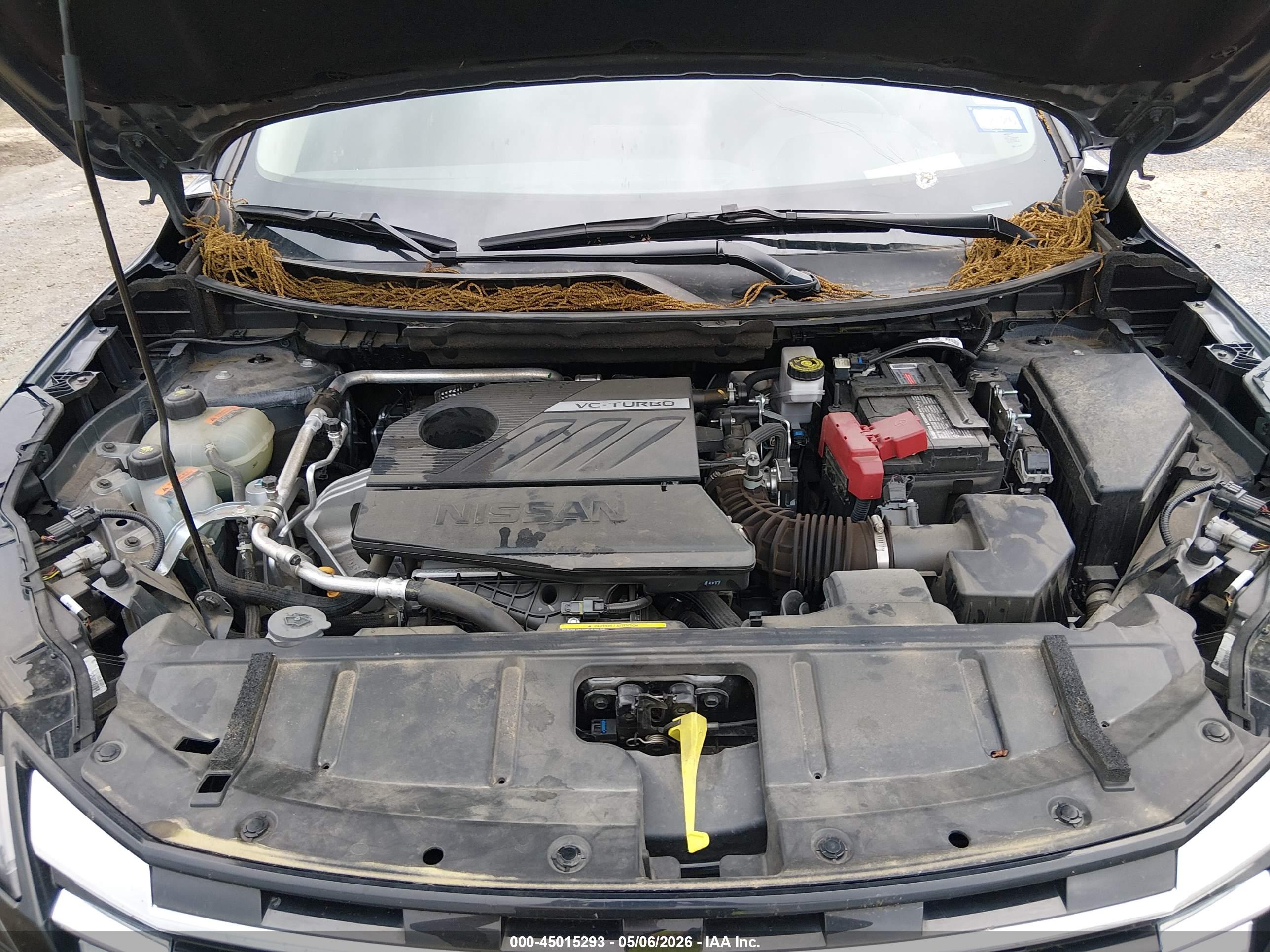 NISSAN ROGUE image 10
