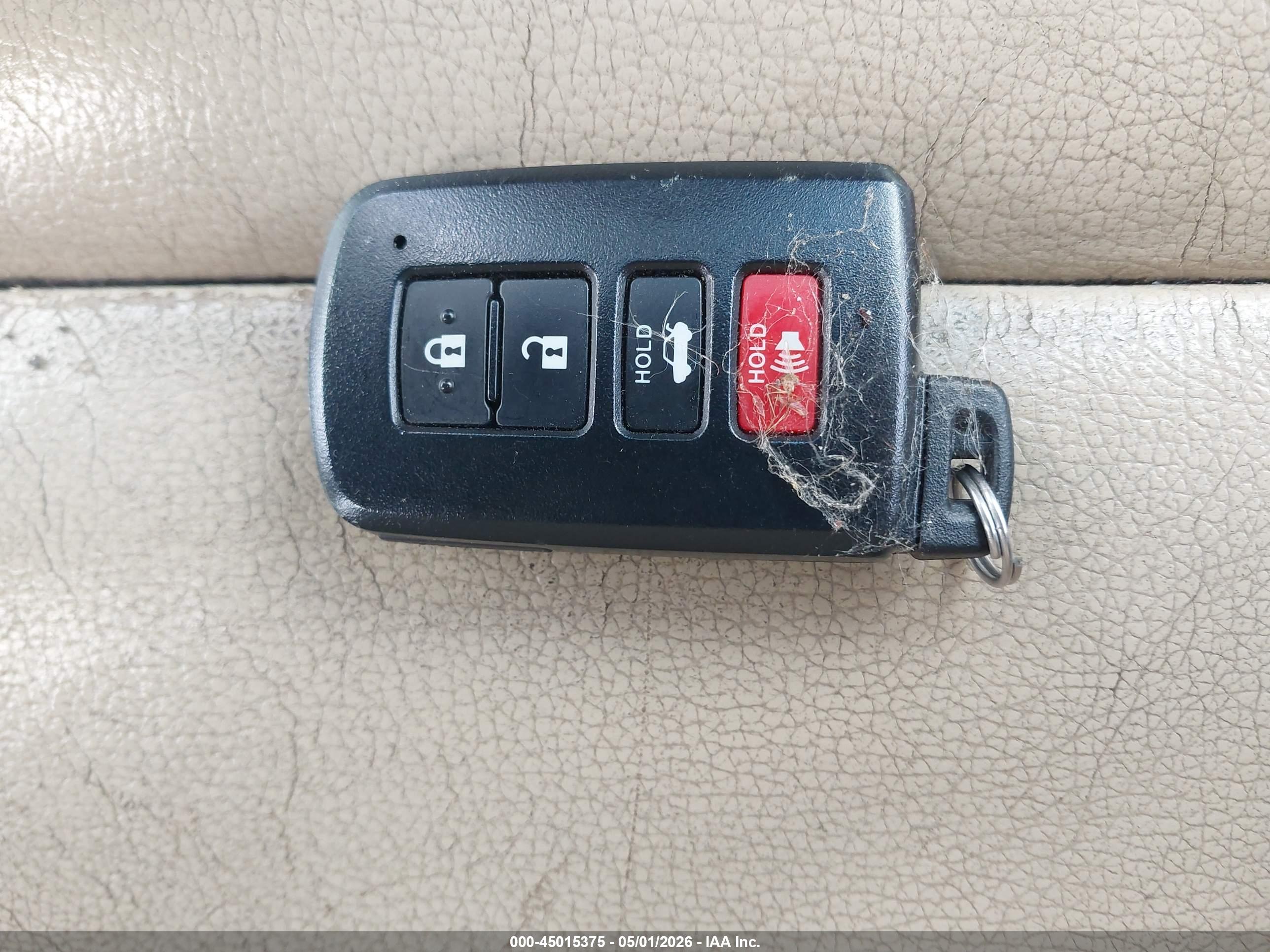TOYOTA AVALON image 11