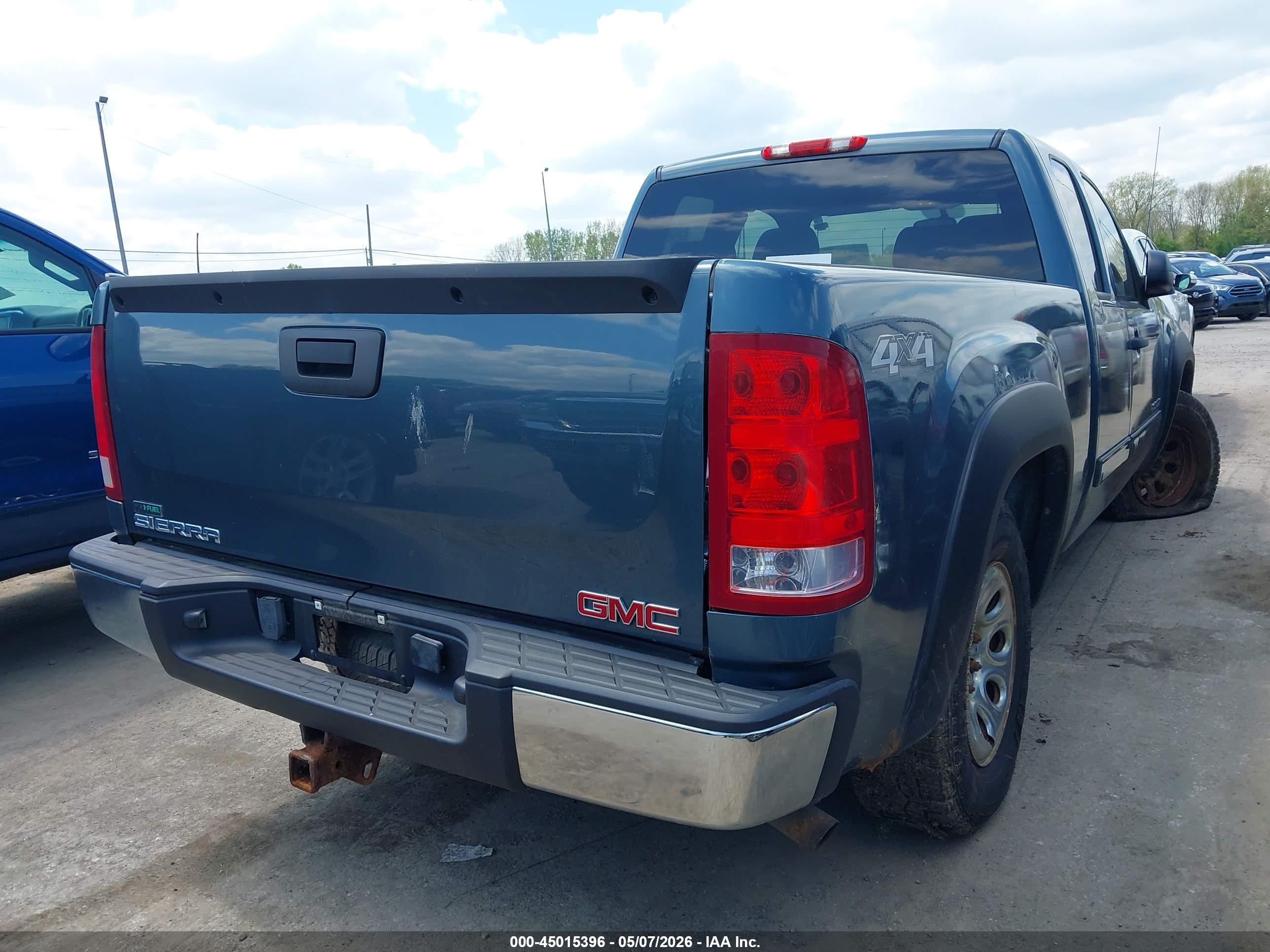 GMC SIERRA image 4