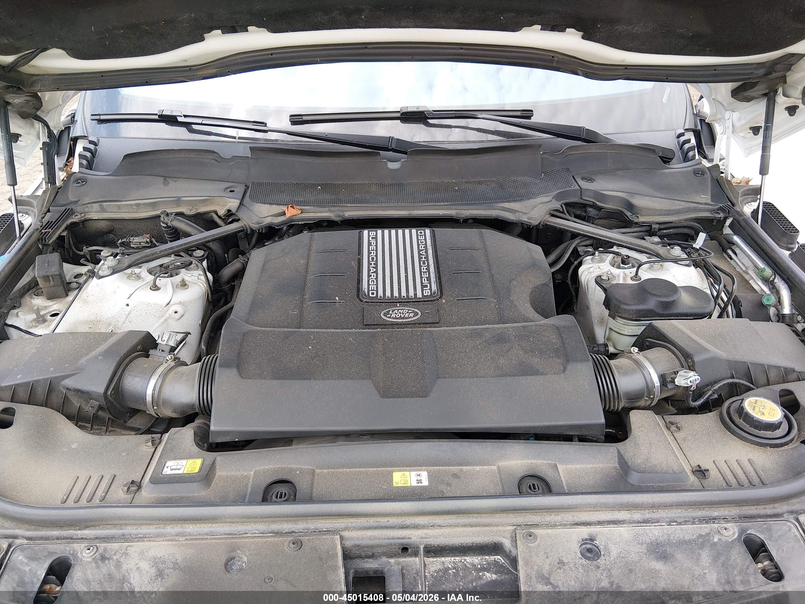 LAND ROVER image 10
