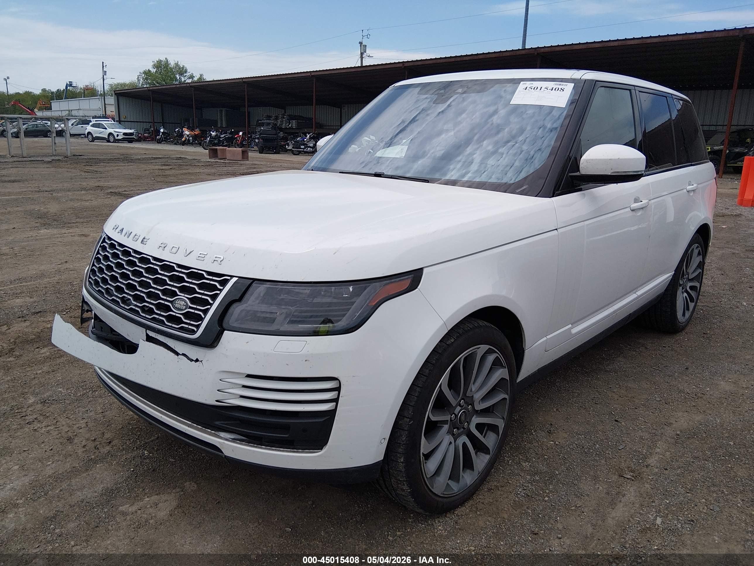 LAND ROVER image 2