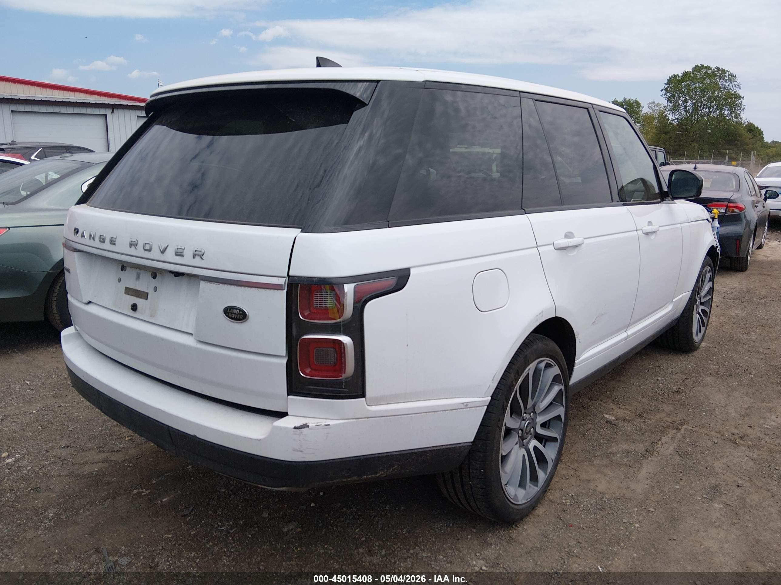 LAND ROVER image 4
