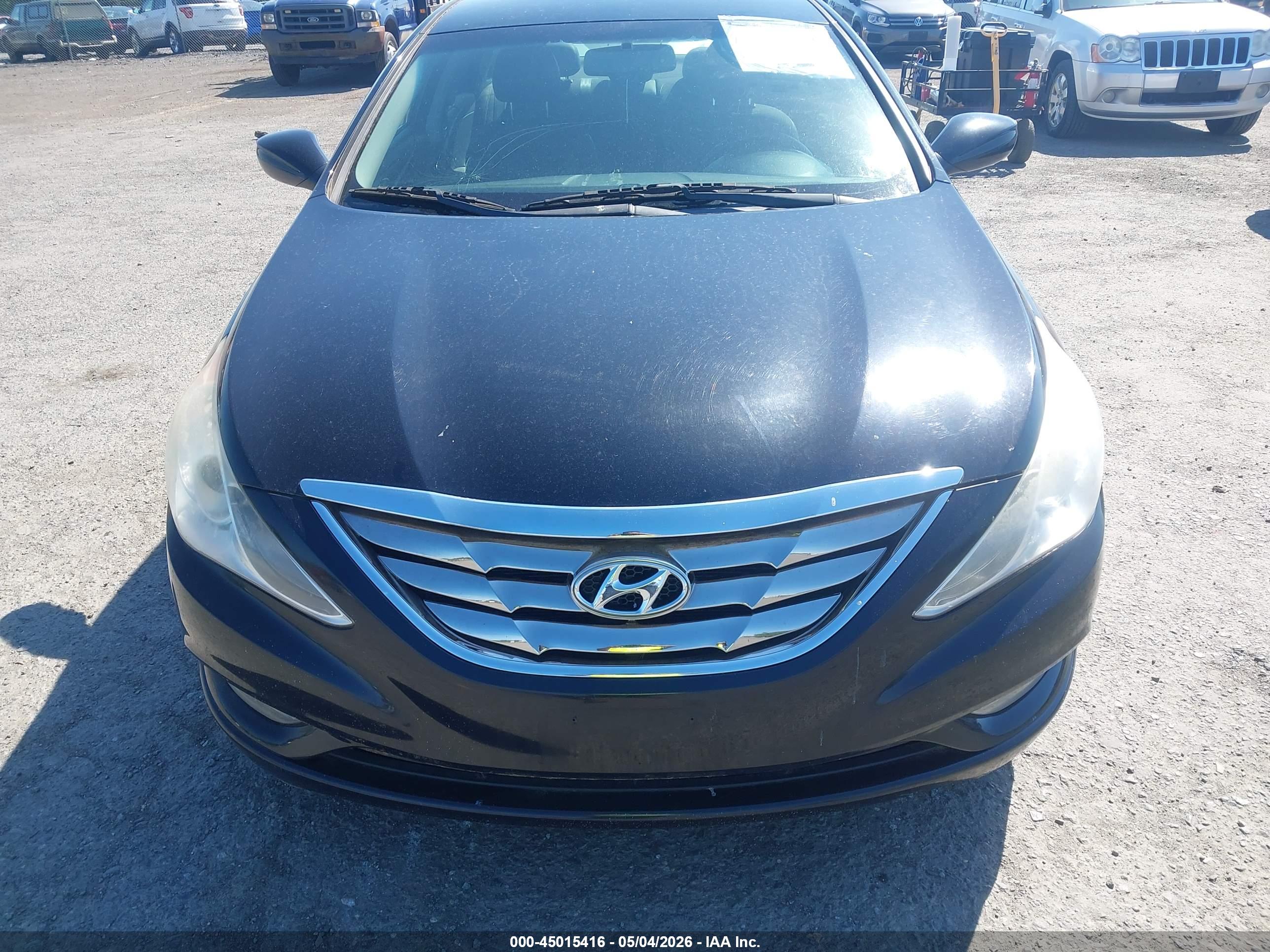 HYUNDAI SONATA image 6