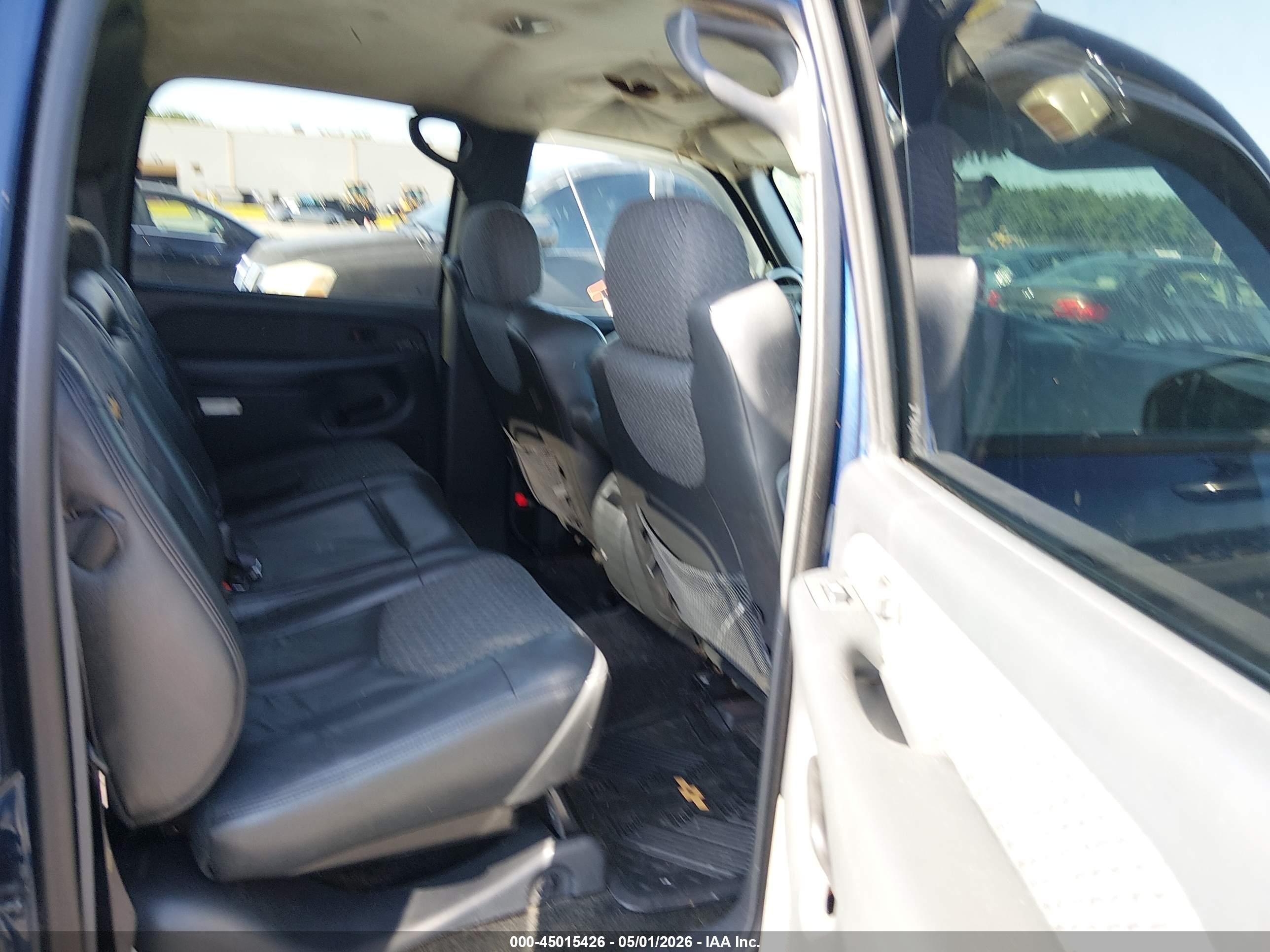 CHEVROLET AVALANCHE image 8