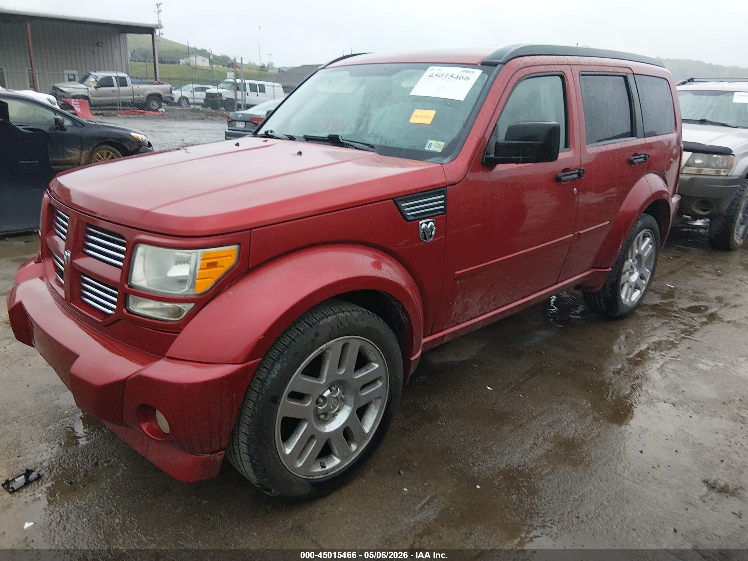 DODGE NITRO image 2