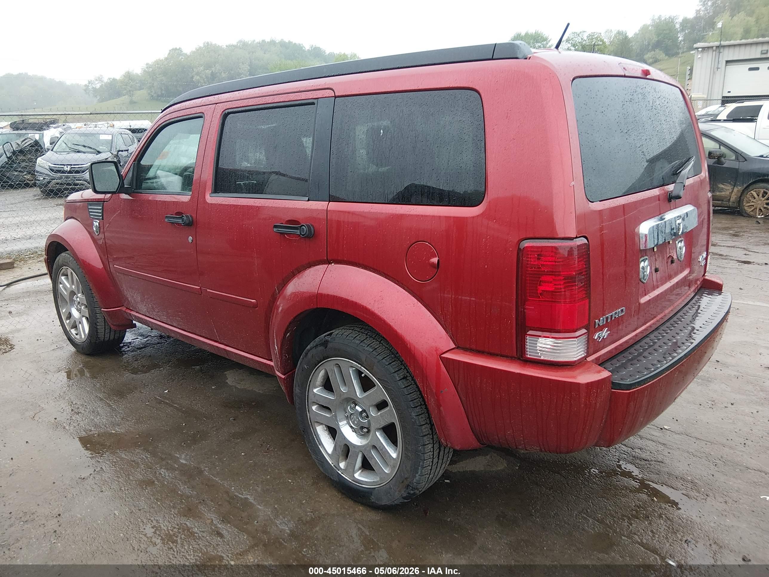 DODGE NITRO image 3