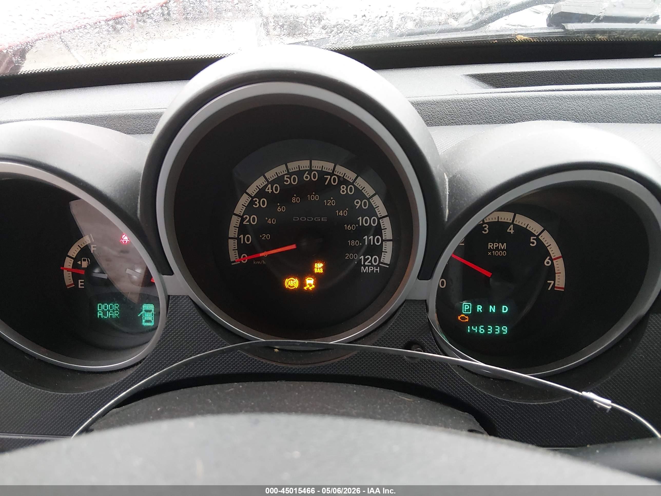 DODGE NITRO image 7