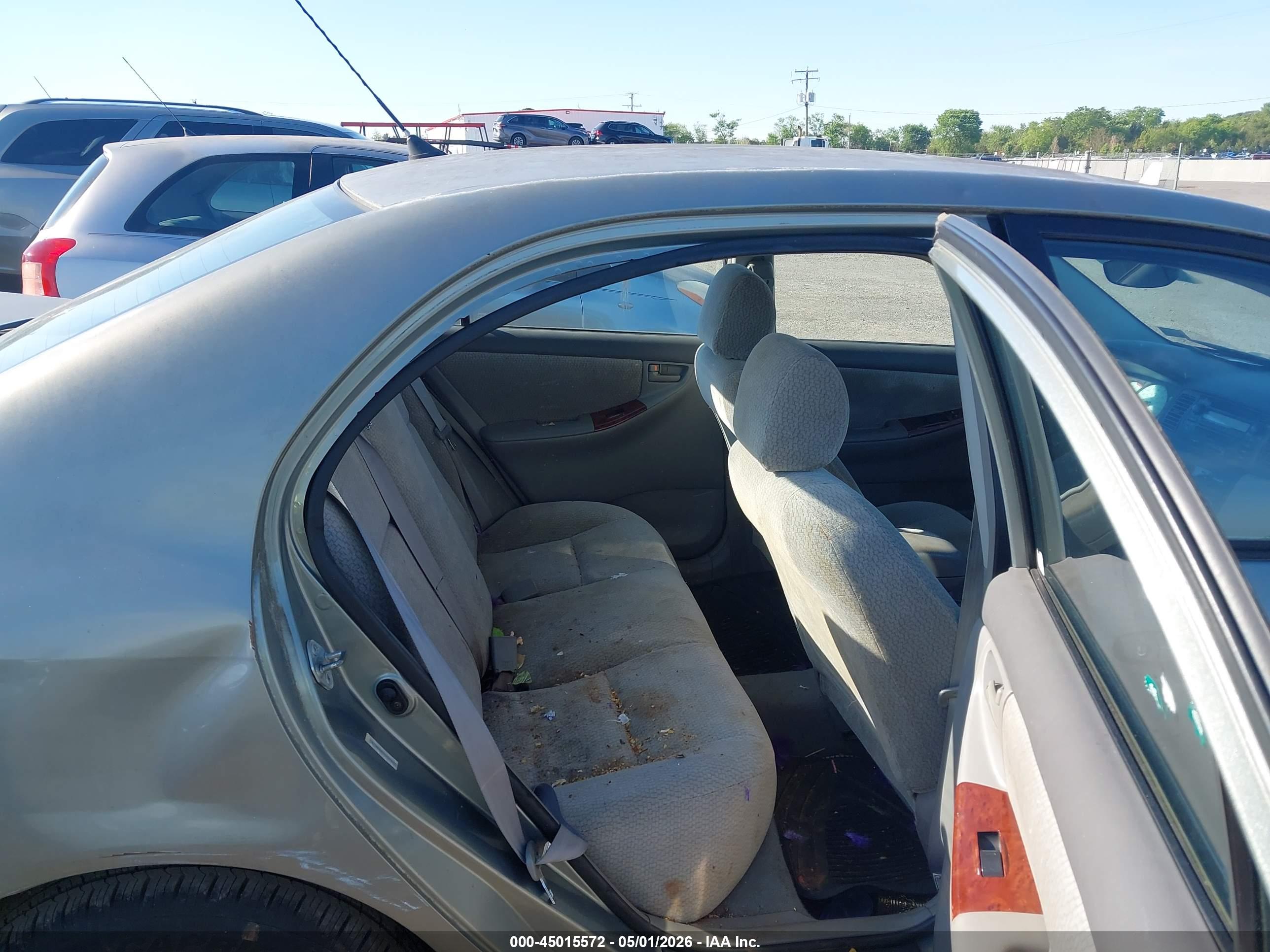 TOYOTA COROLLA image 8