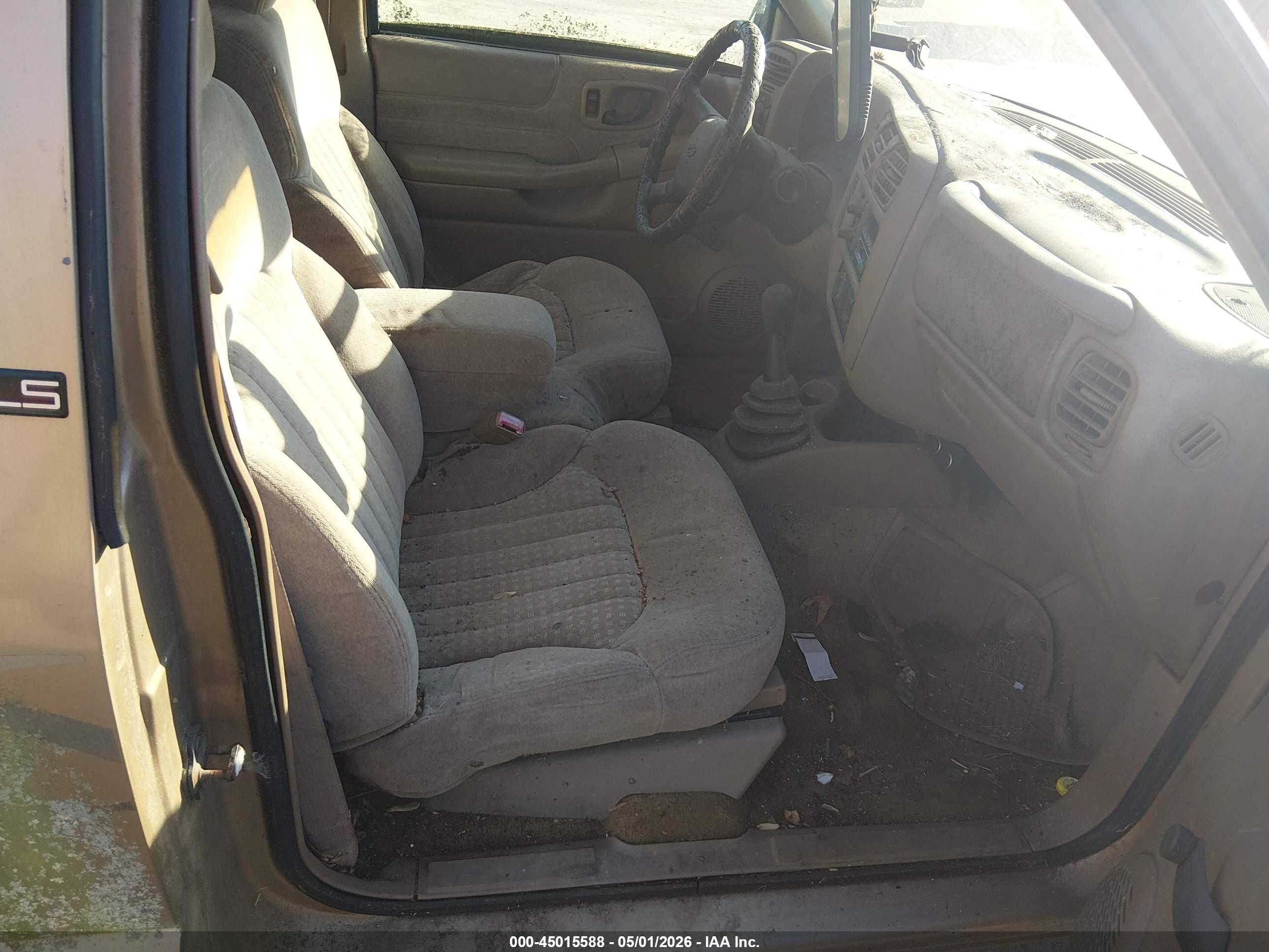 CHEVROLET S-10 image 5