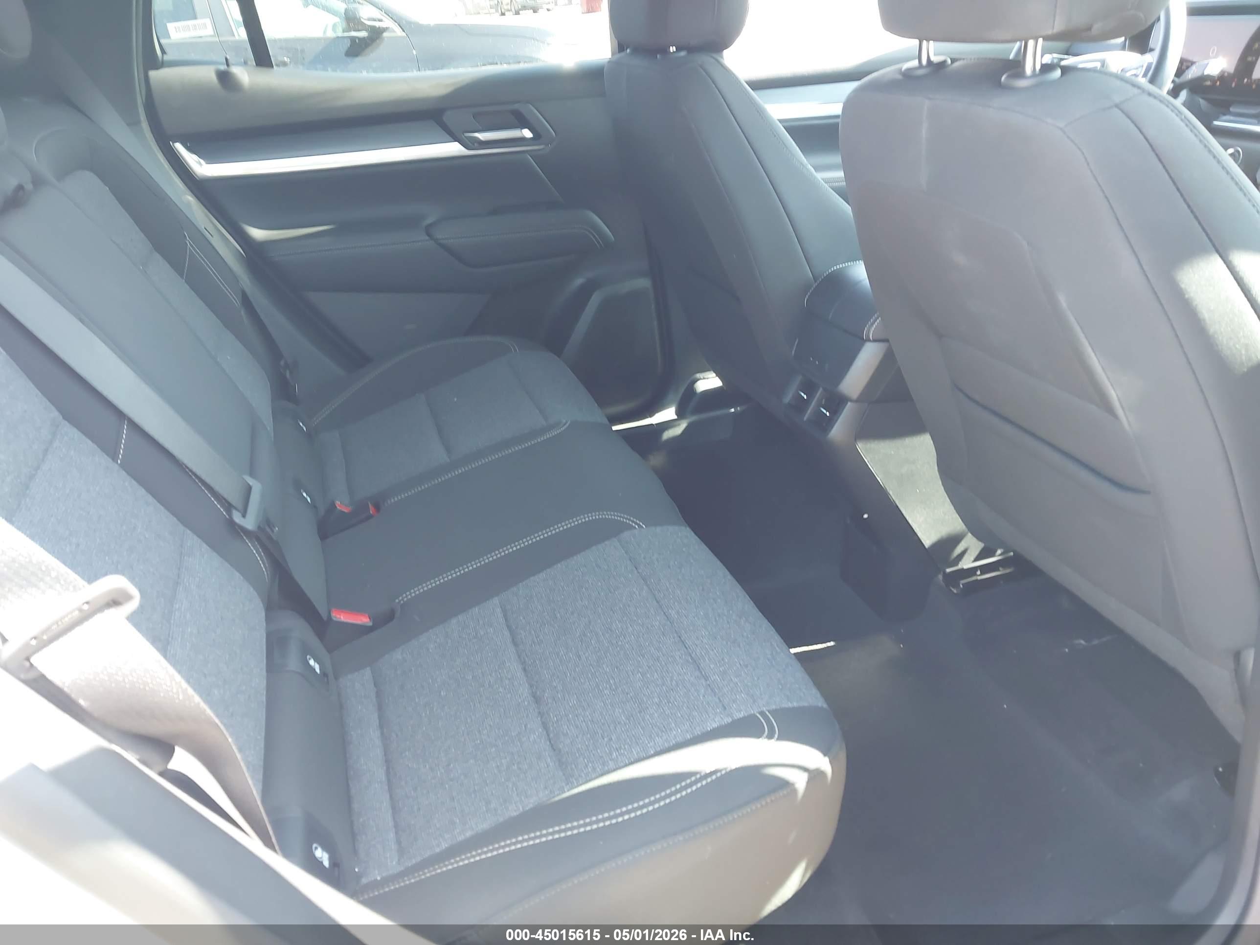 GMC TERRAIN image 8