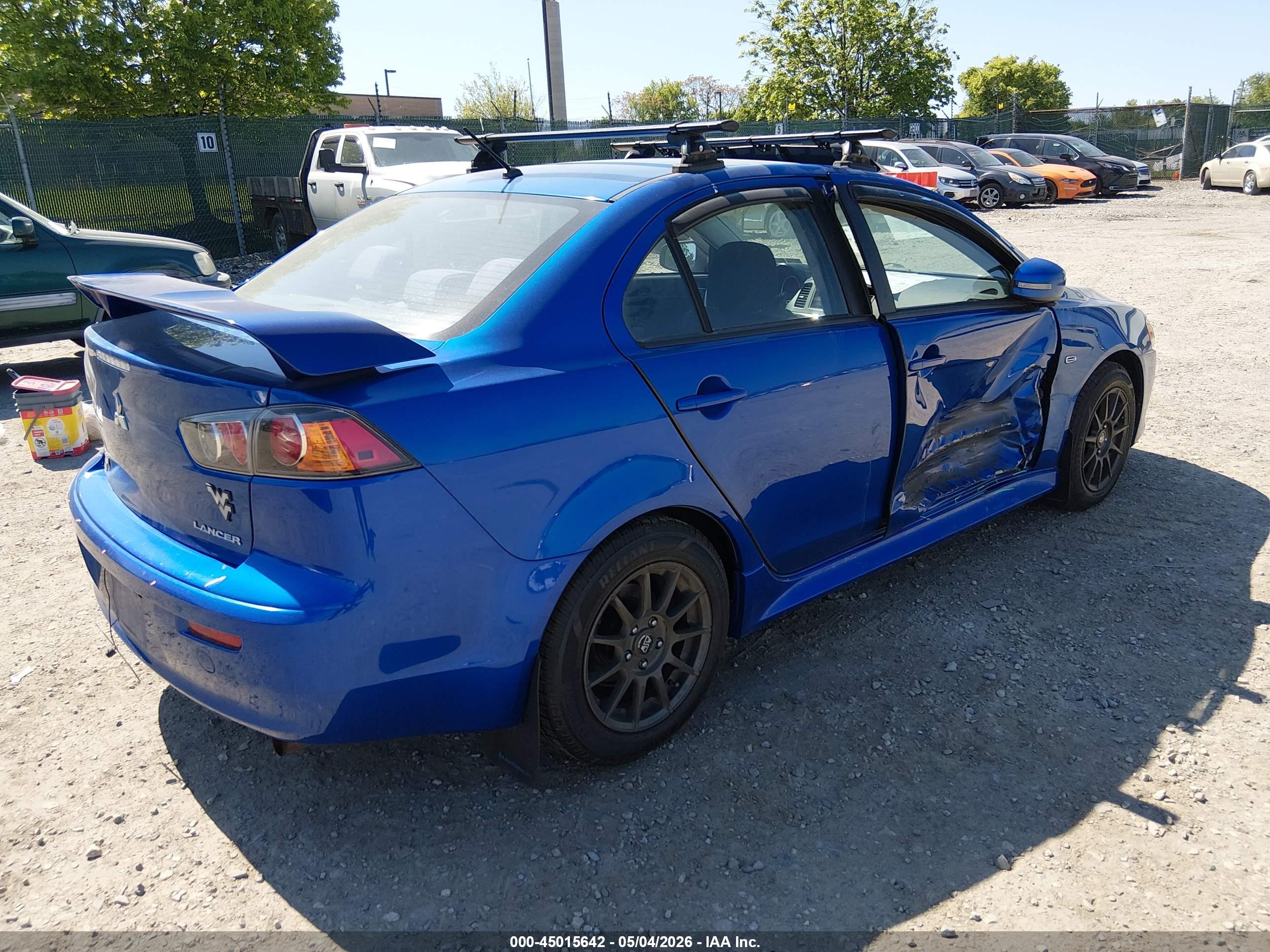 MITSUBISHI LANCER image 4