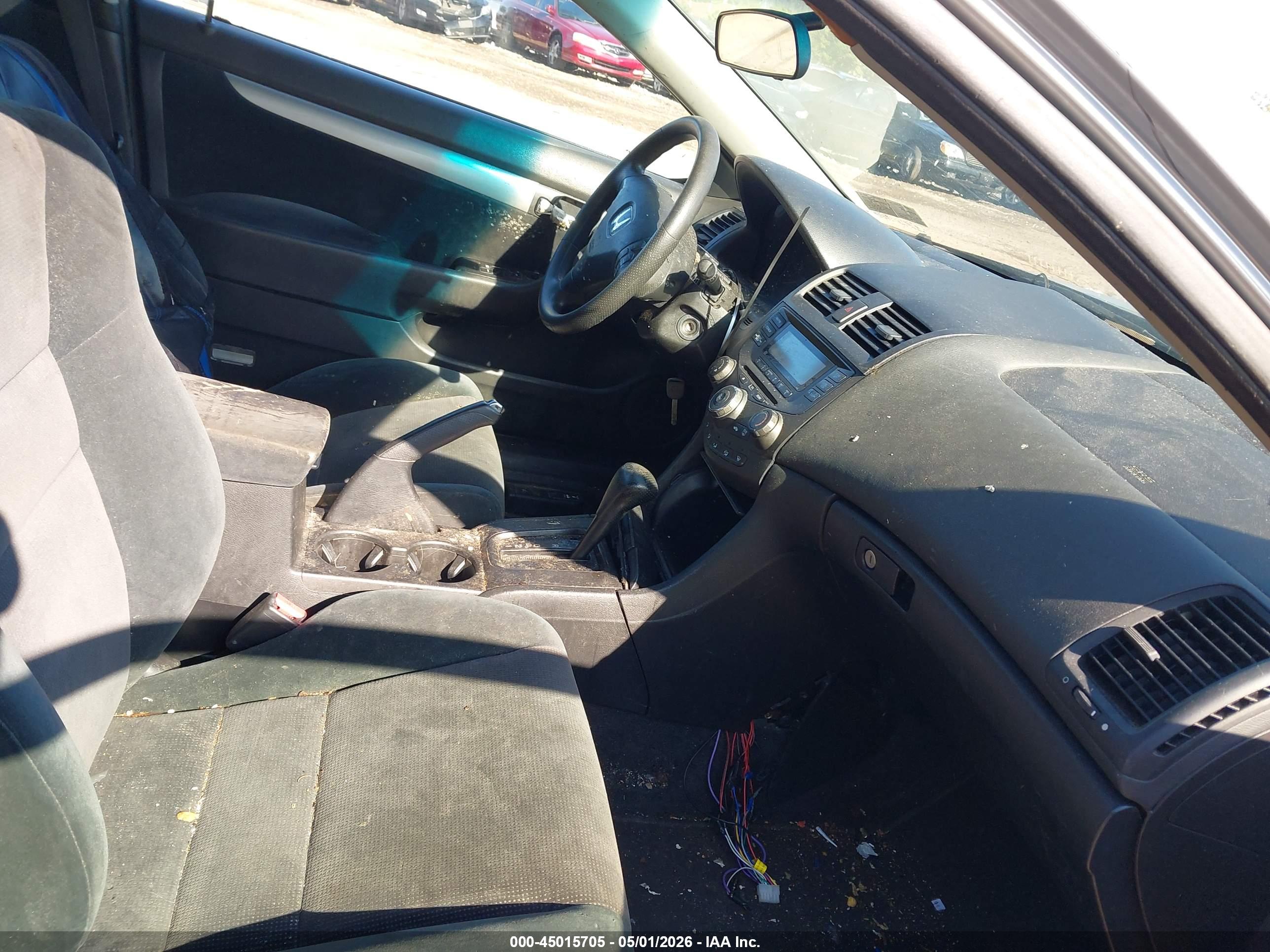 HONDA ACCORD image 5
