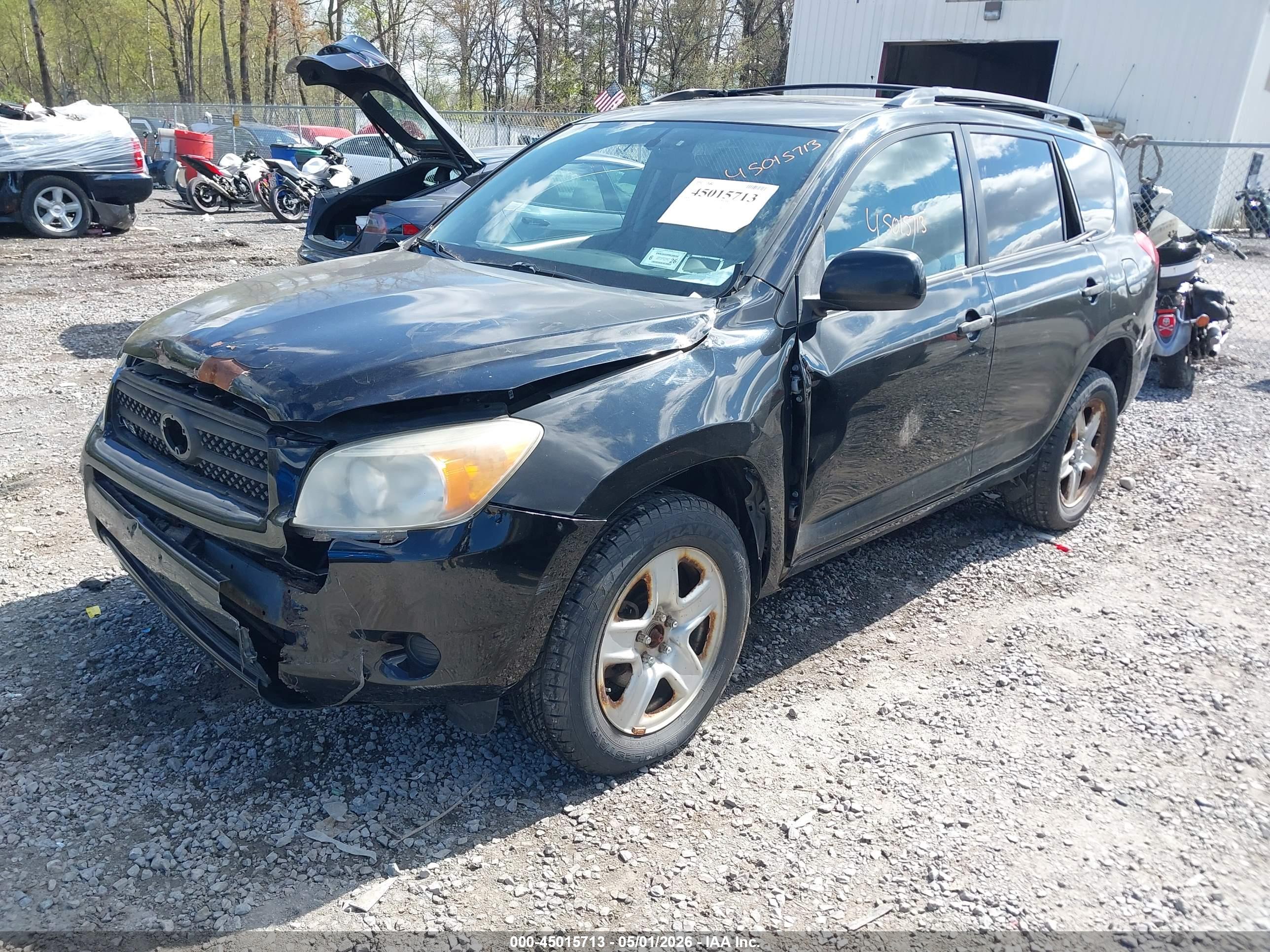 TOYOTA RAV4 image 2