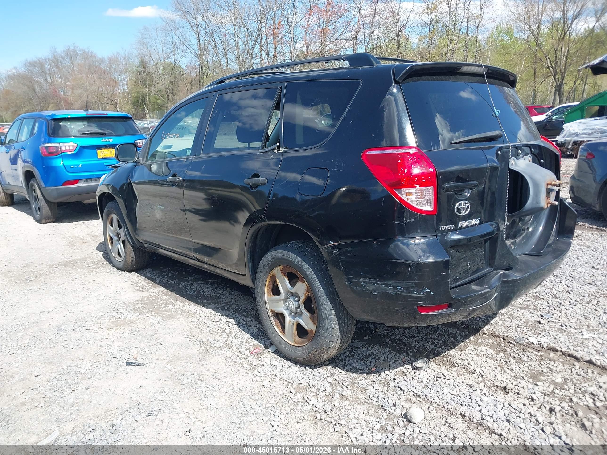 TOYOTA RAV4 image 3