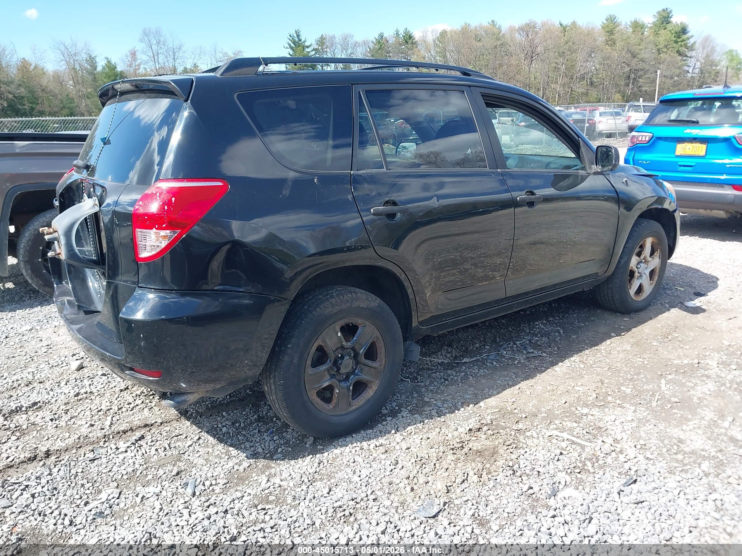 TOYOTA RAV4 image 4