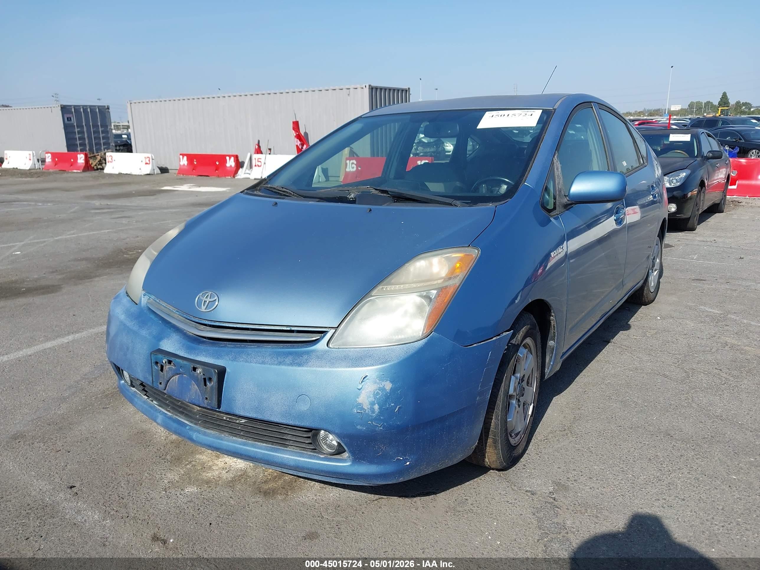 TOYOTA PRIUS image 2