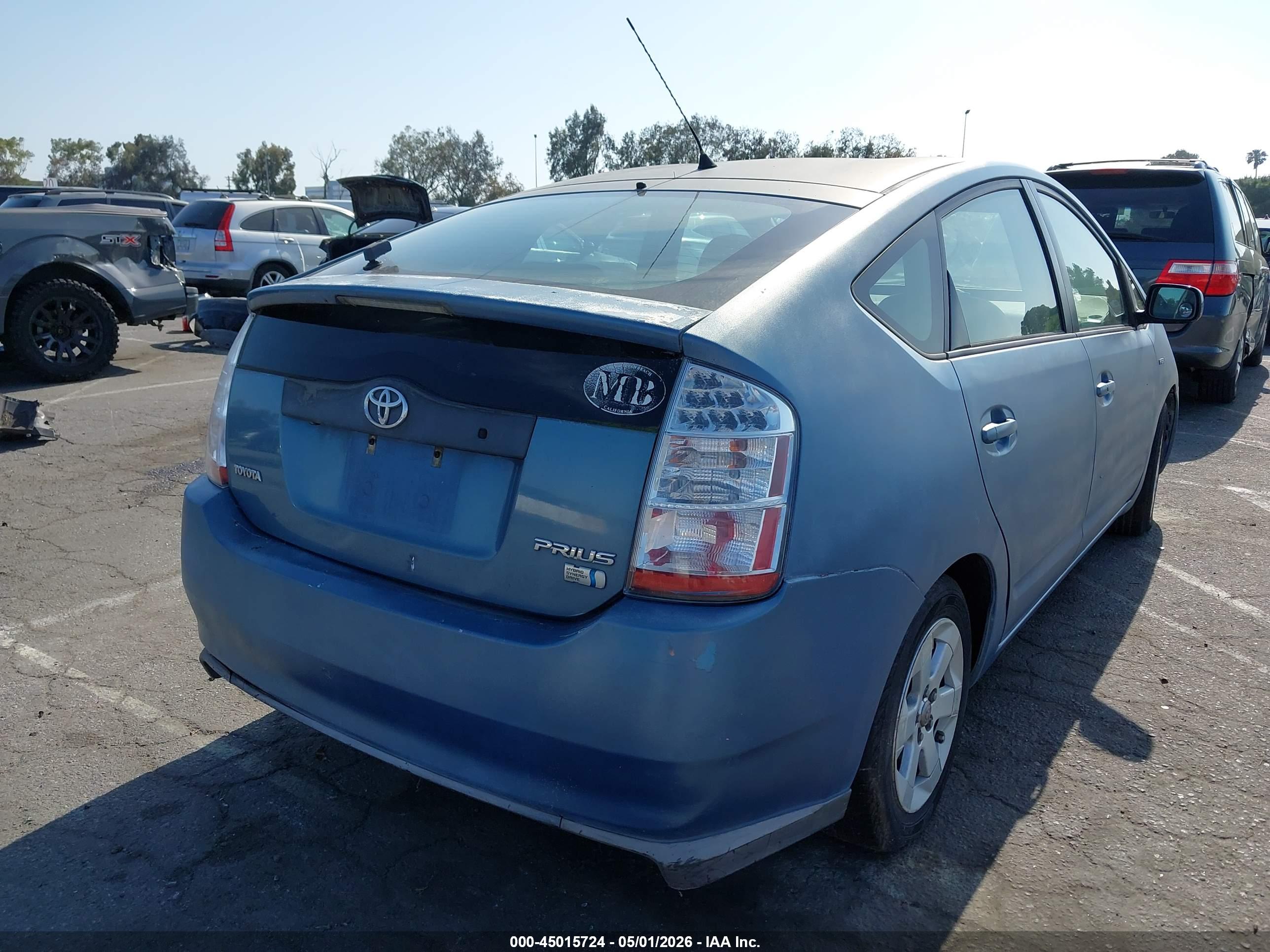 TOYOTA PRIUS image 4