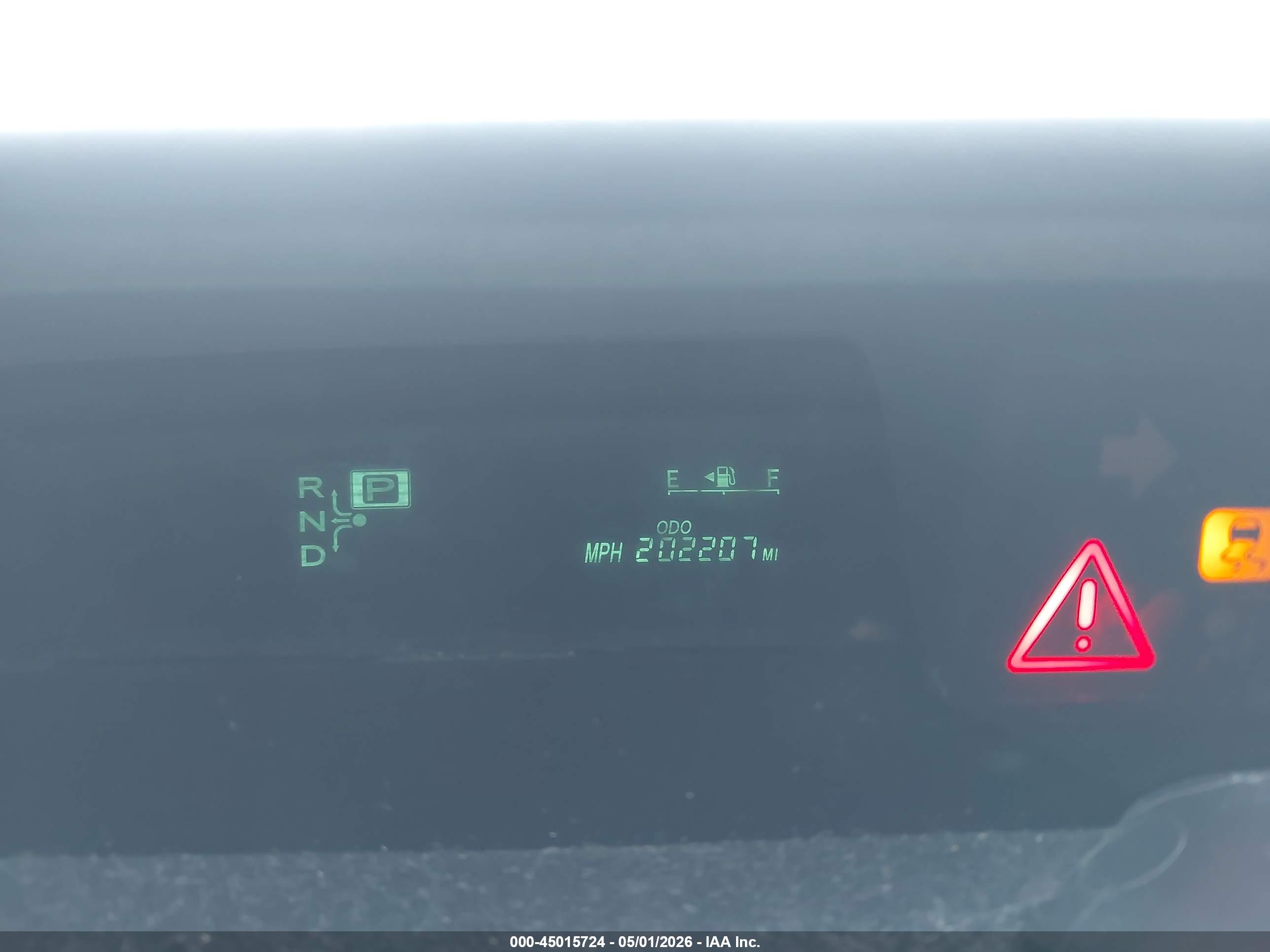 TOYOTA PRIUS image 7