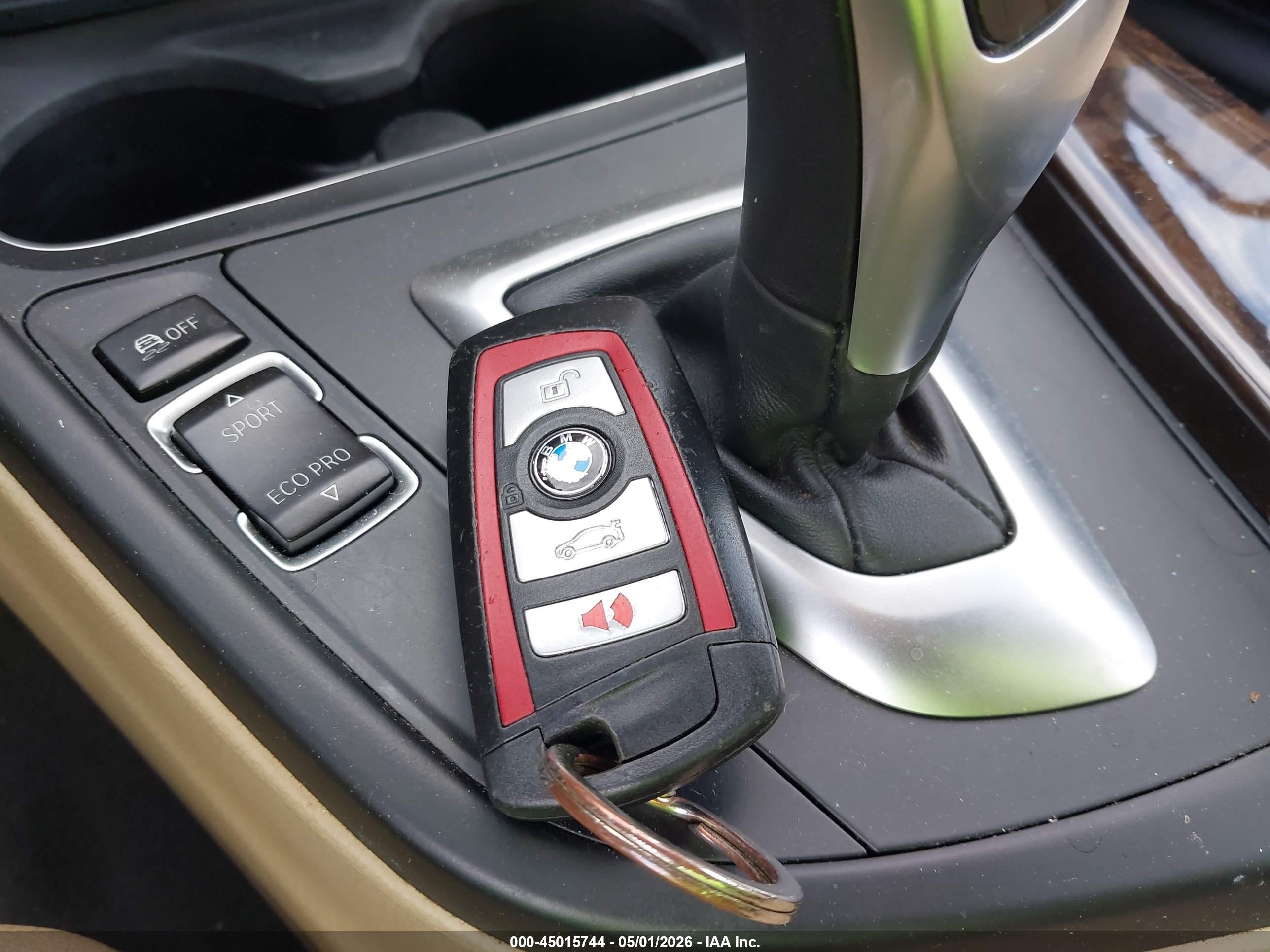 BMW 330I image 11
