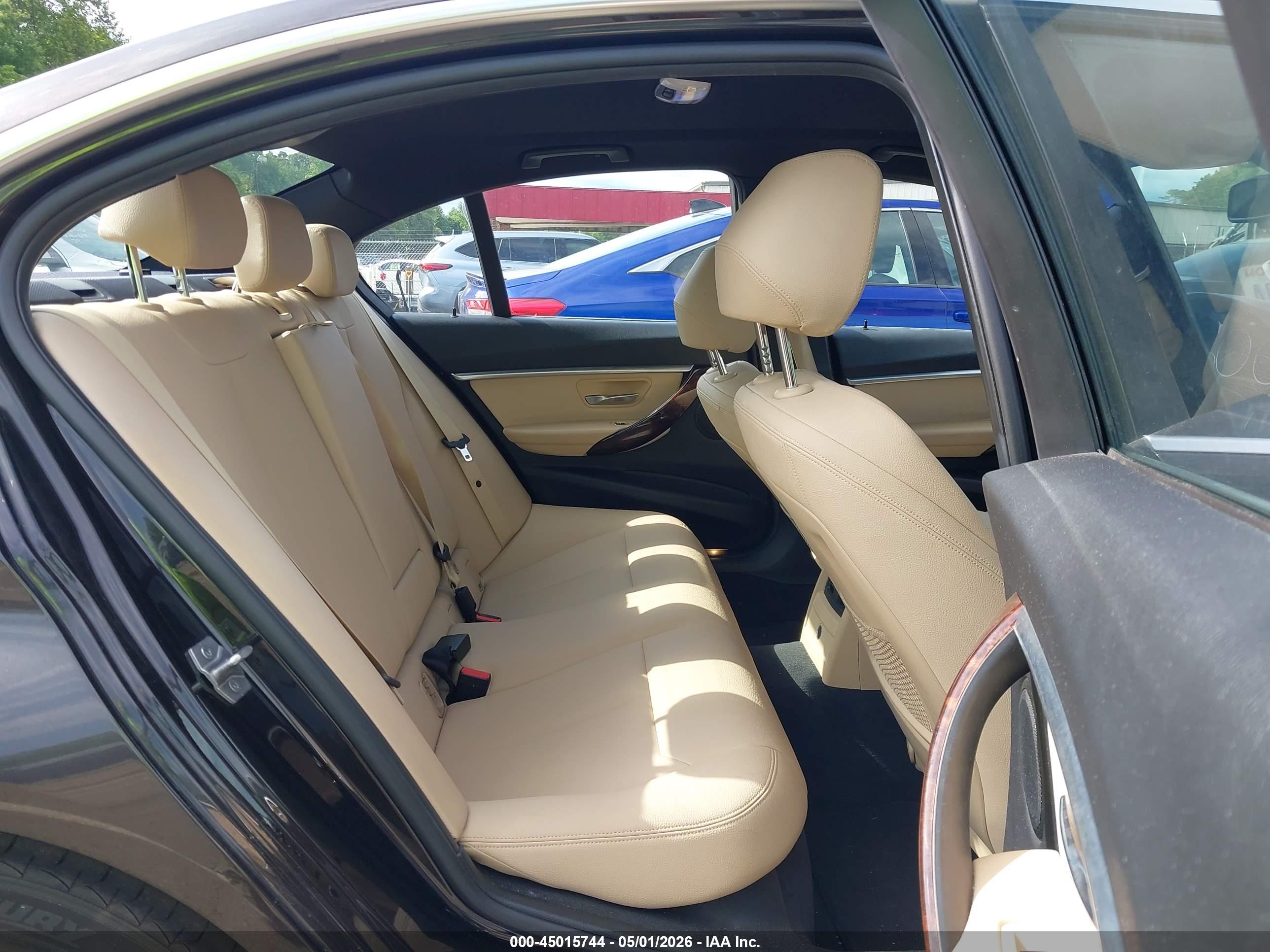BMW 330I image 8