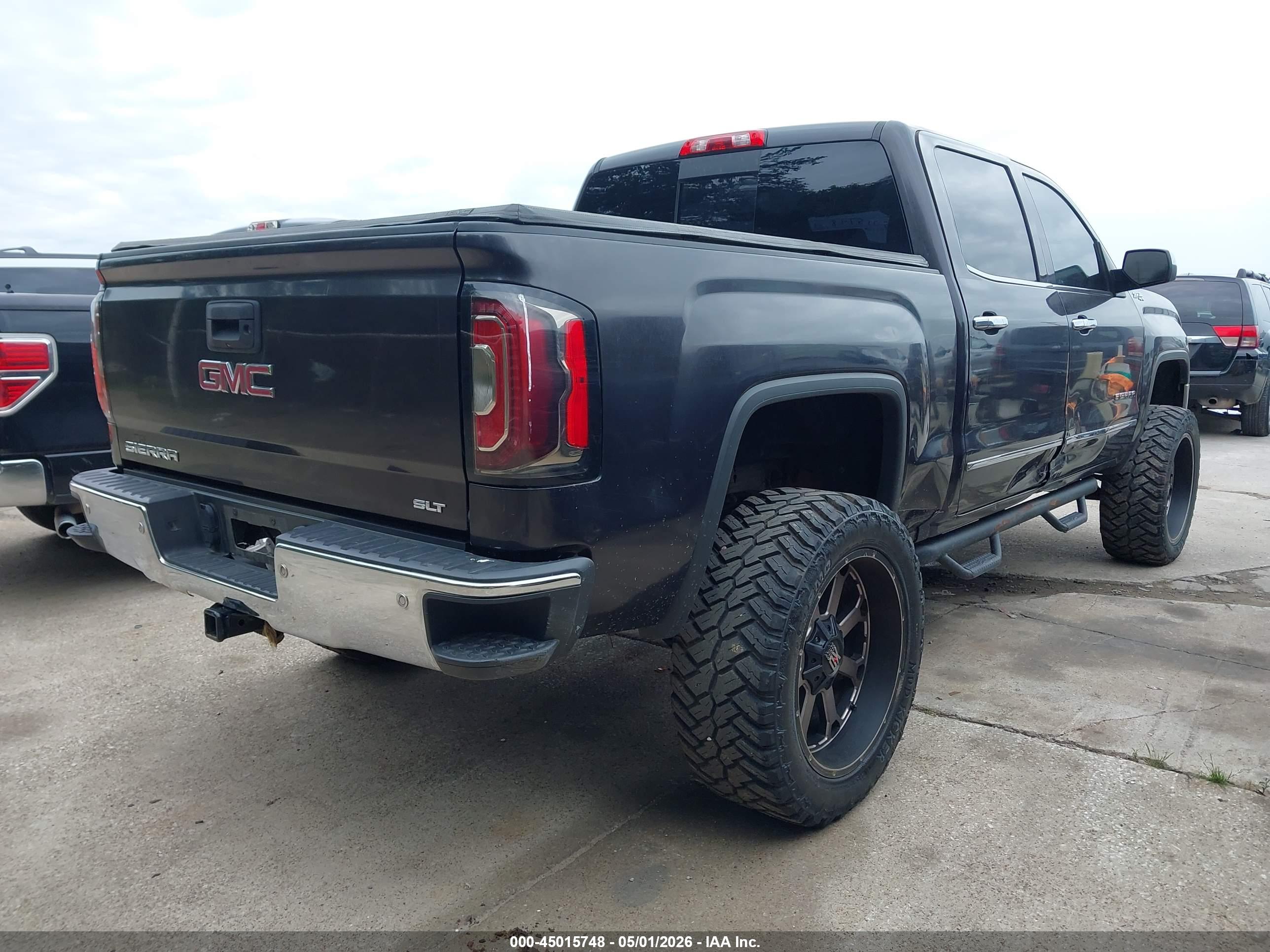 GMC SIERRA image 4