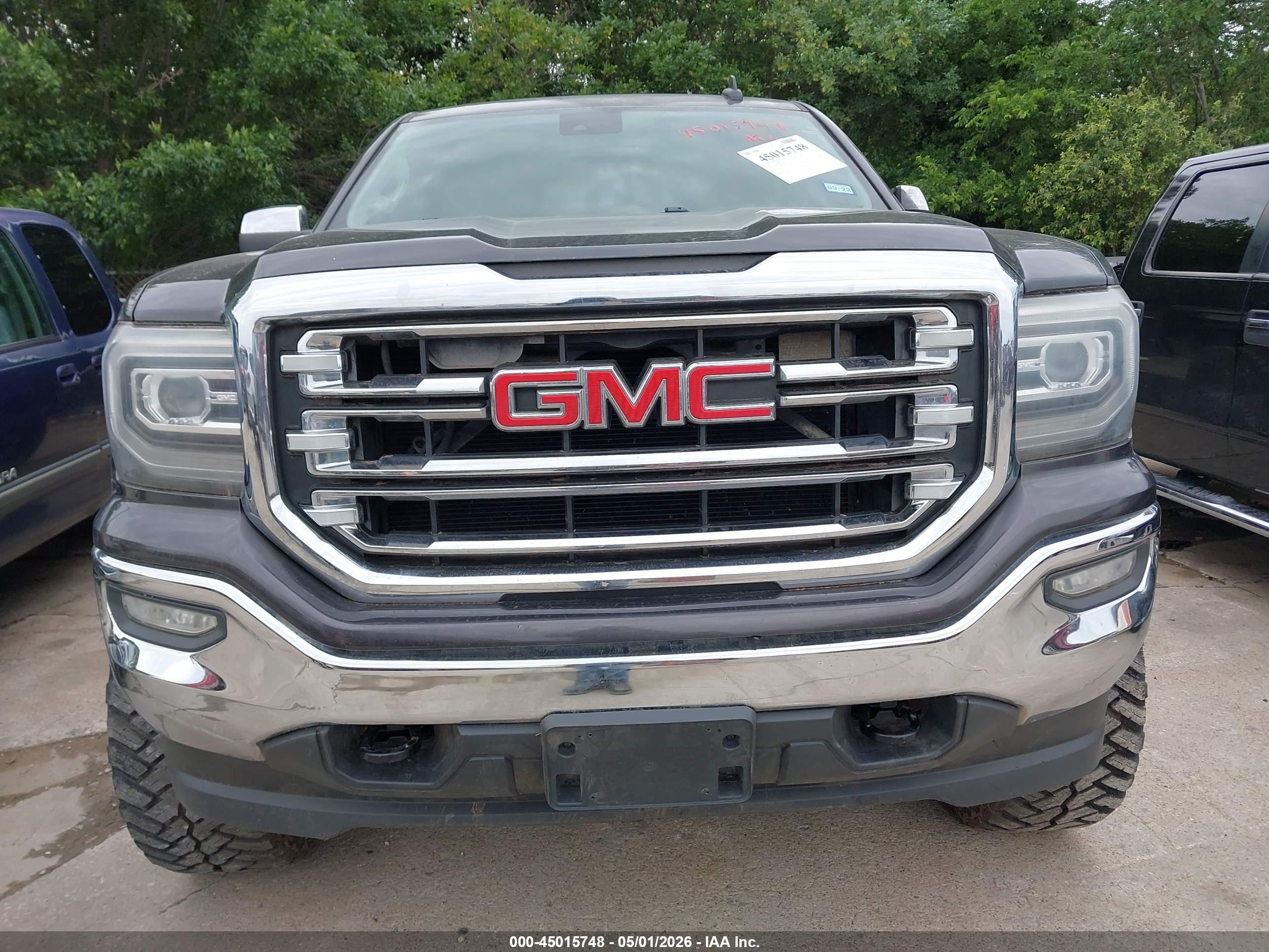 GMC SIERRA image 6