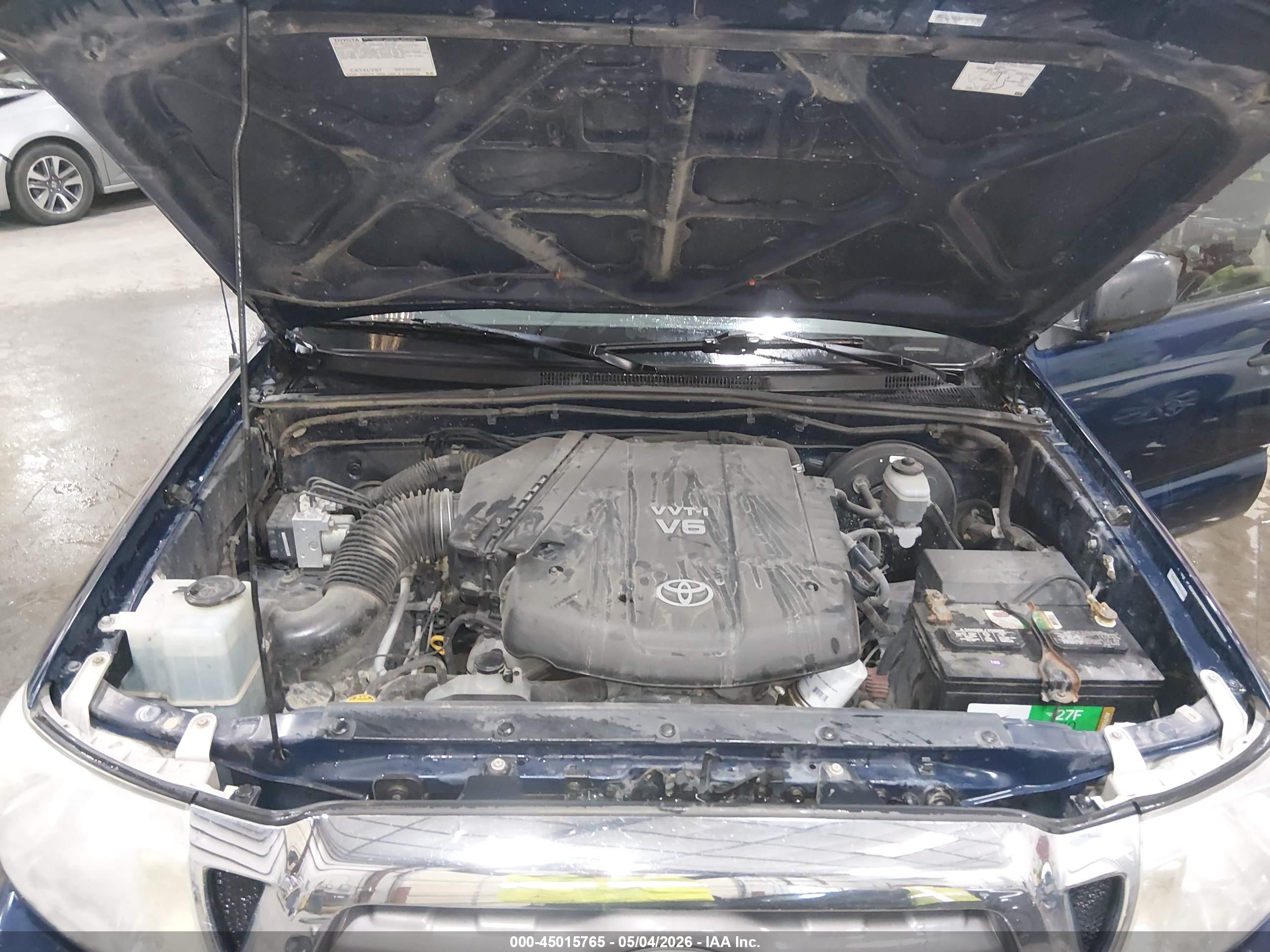 TOYOTA TACOMA image 10