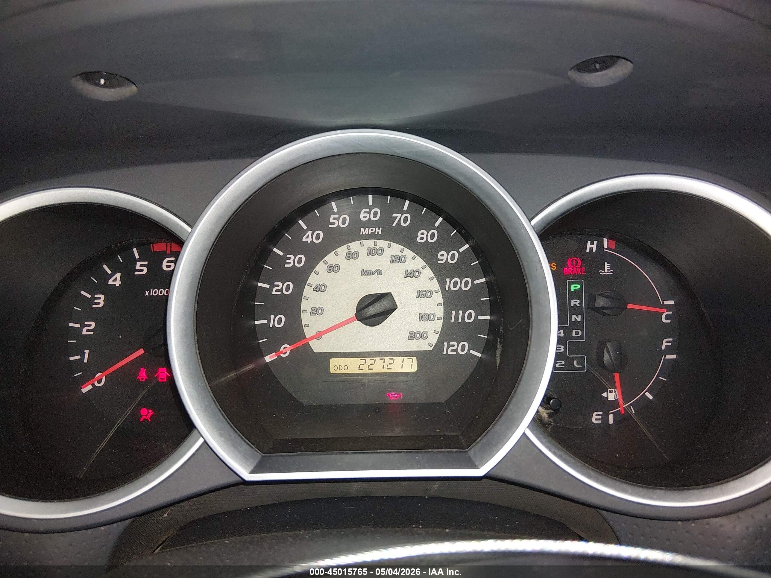 TOYOTA TACOMA image 7