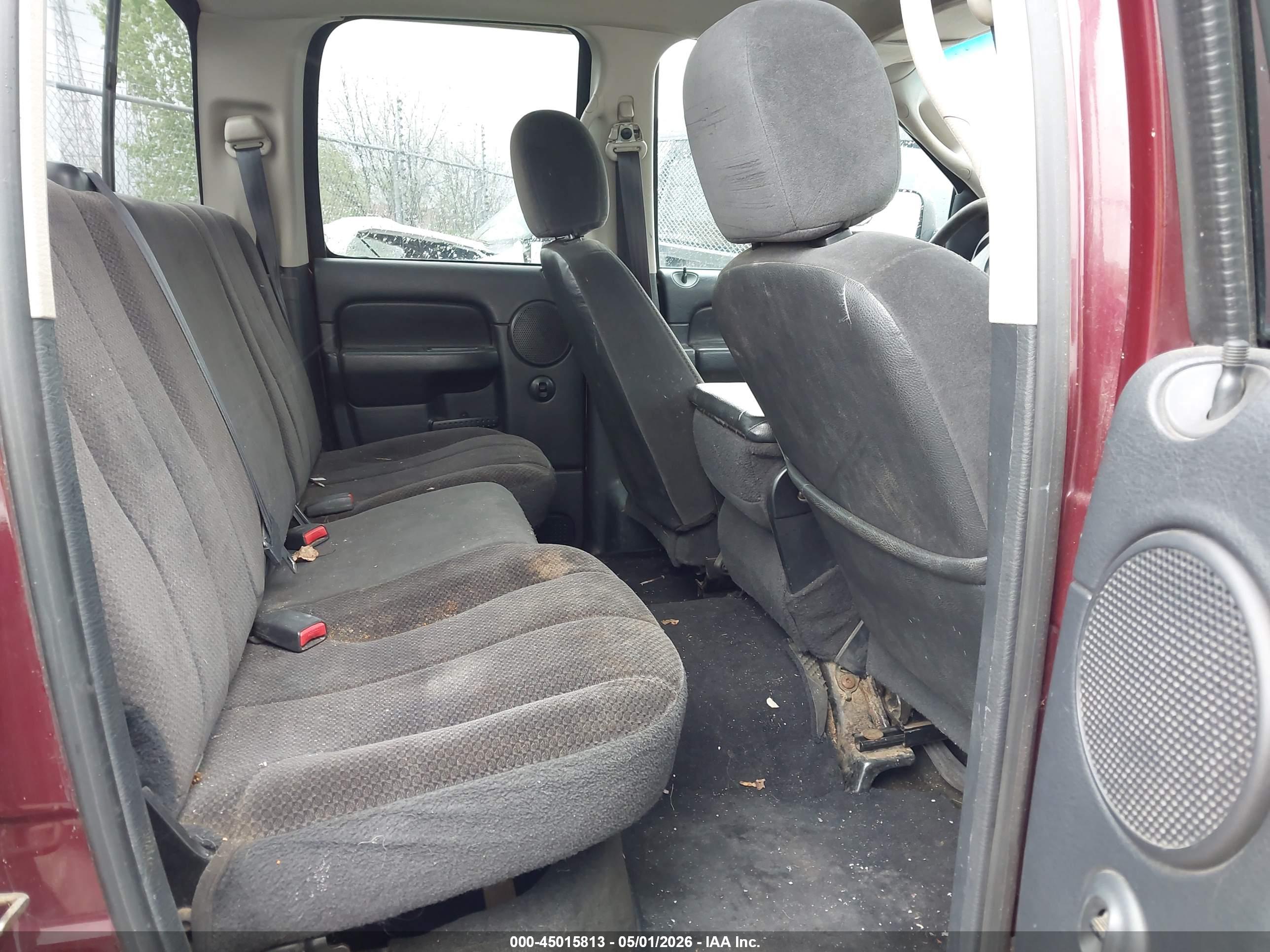 DODGE RAM image 8